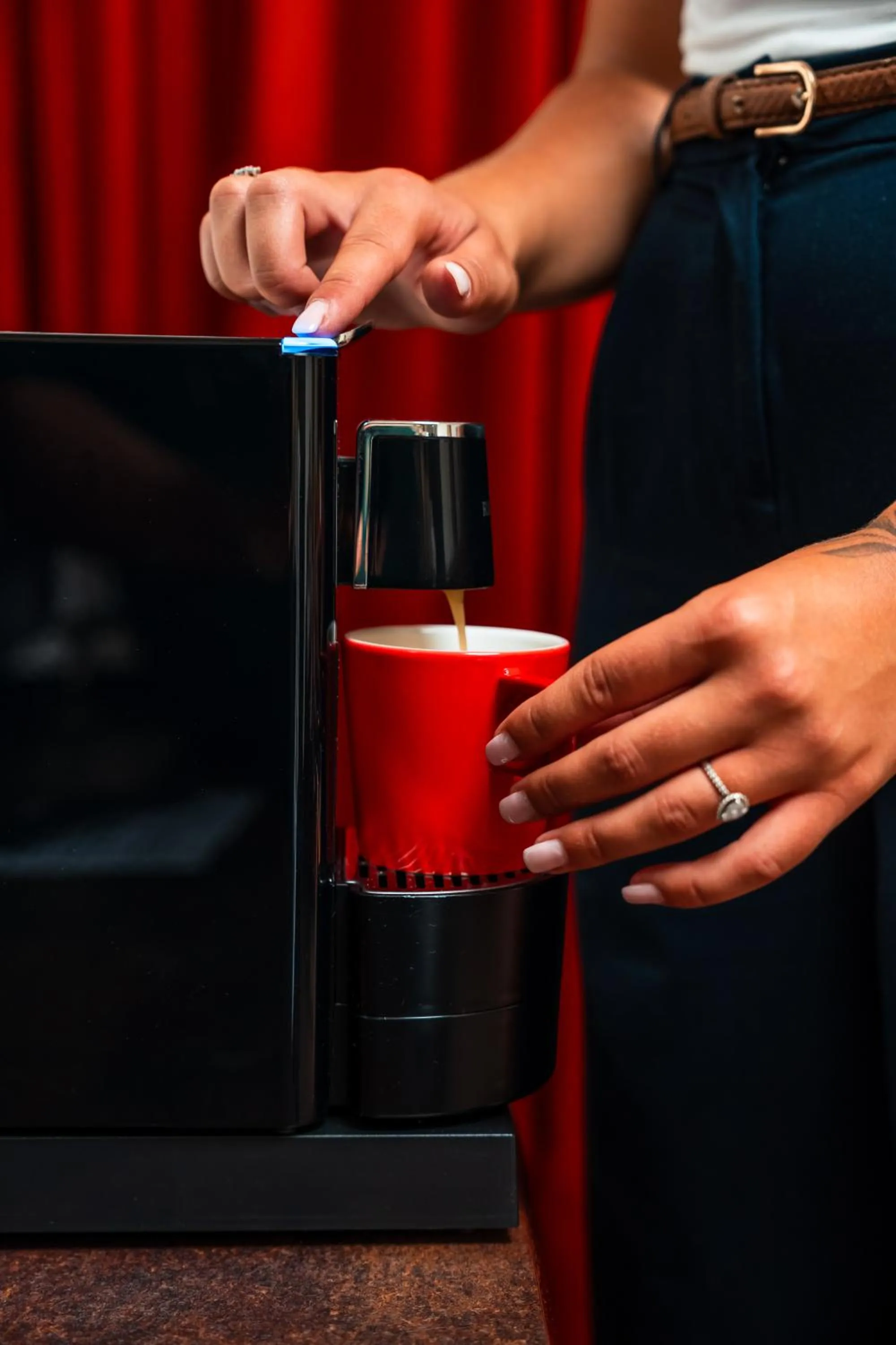 Coffee/tea facilities in Hotel Le Grand Pavois