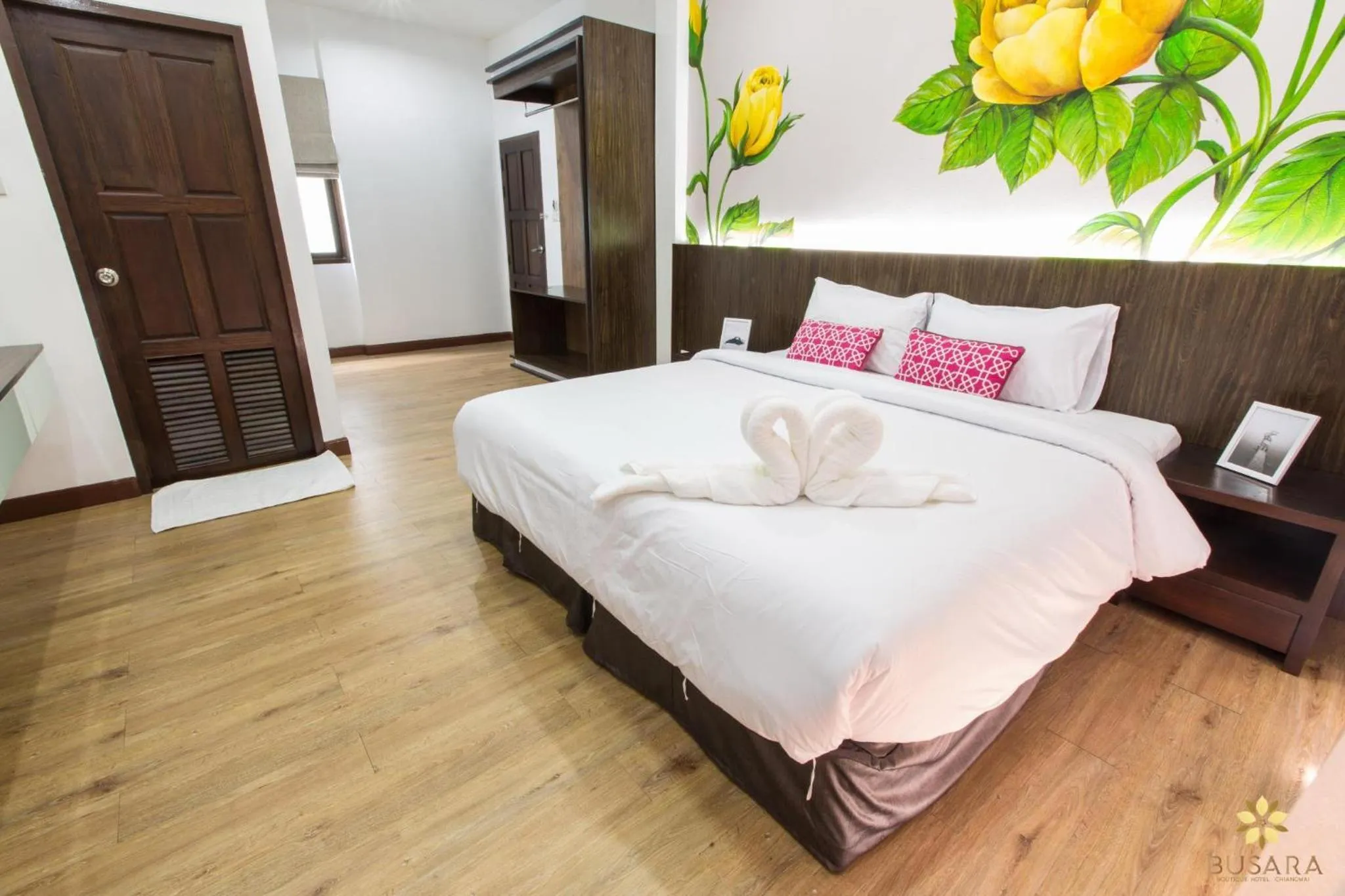 Bed in Busara Hotel Chiangmai