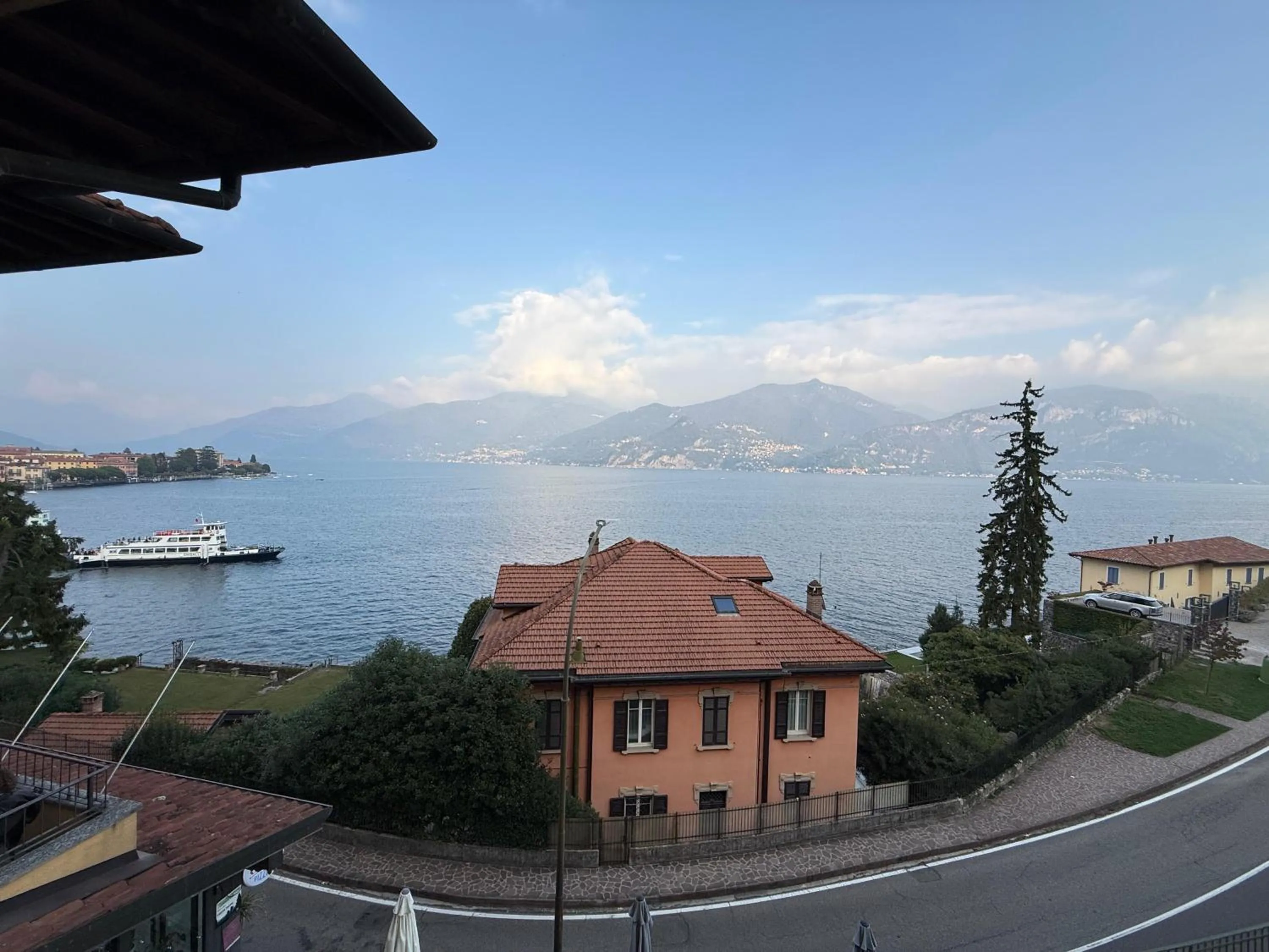 Lake Como Hostel
