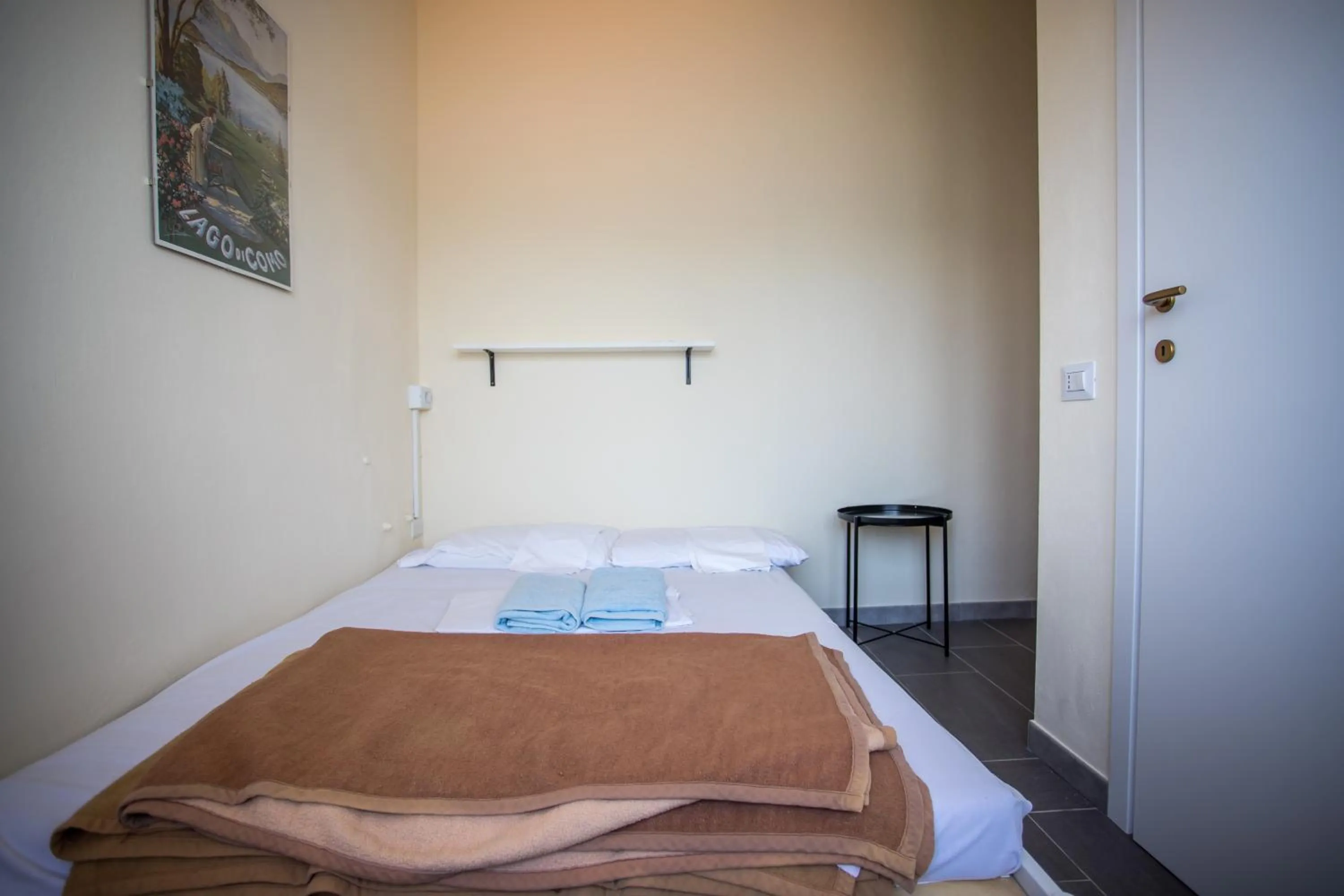 Bed in Lake Como Hostel