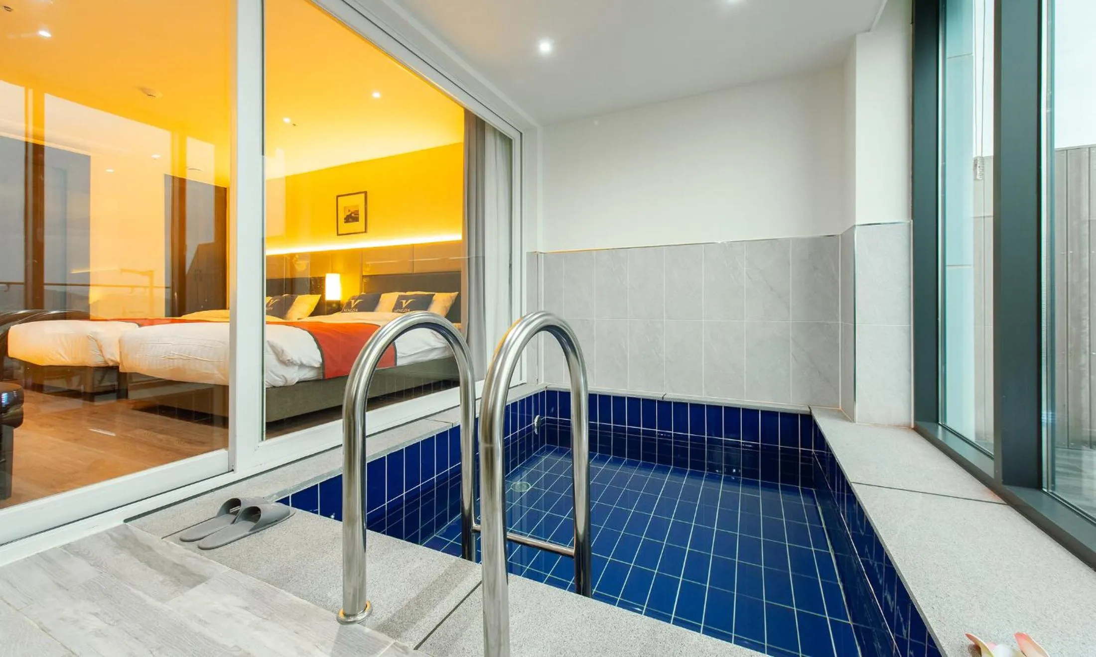 Bedroom, Bed in Venezia Hotel and Suite