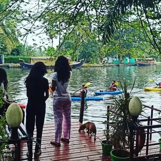 The Lake Paradise Boutique Resort