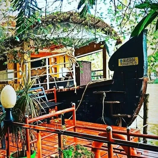 The Lake Paradise Boutique Resort