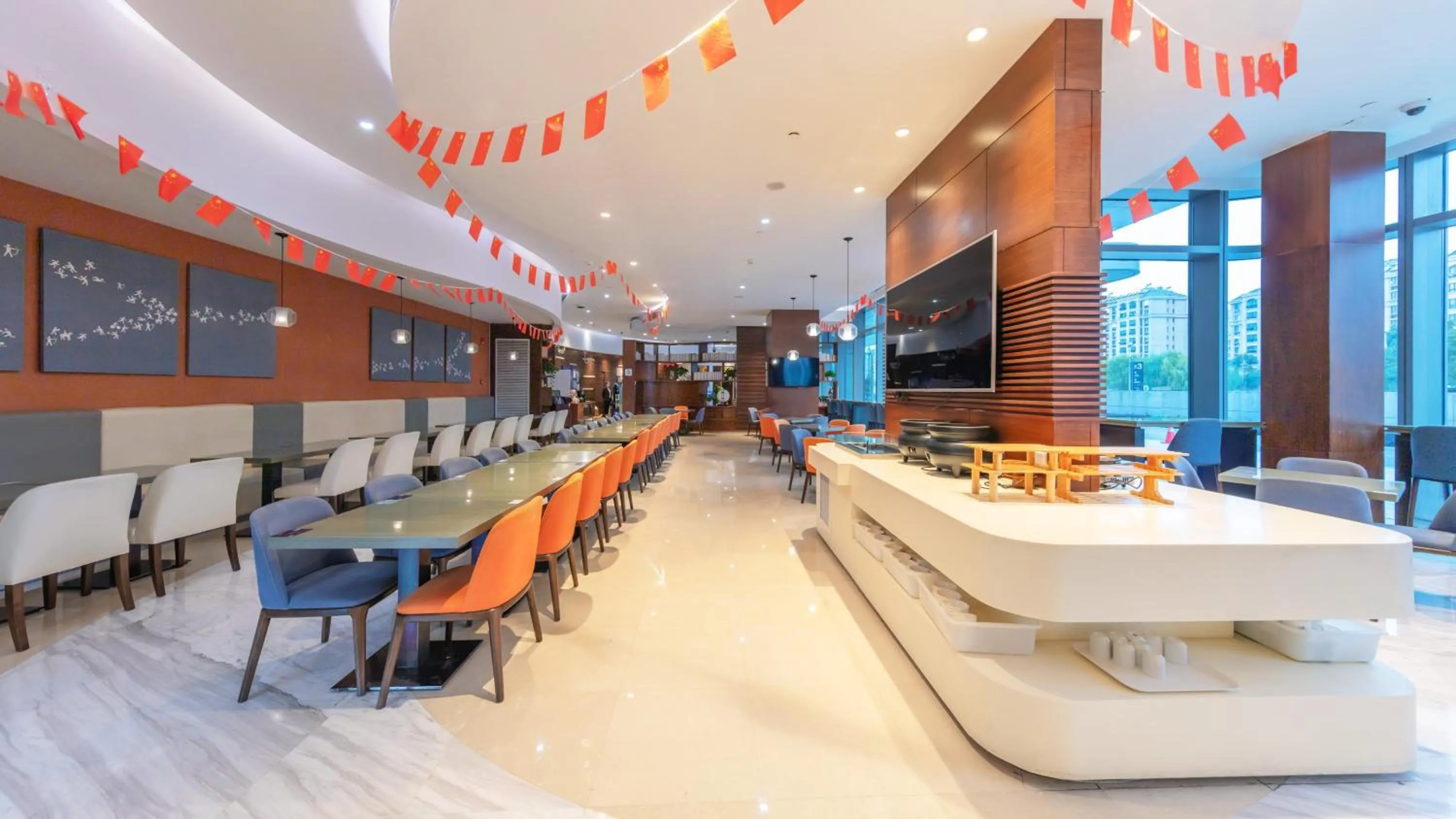 Restaurant/places to eat in Holiday Inn Express - Suzhou Industrial Park by IHG