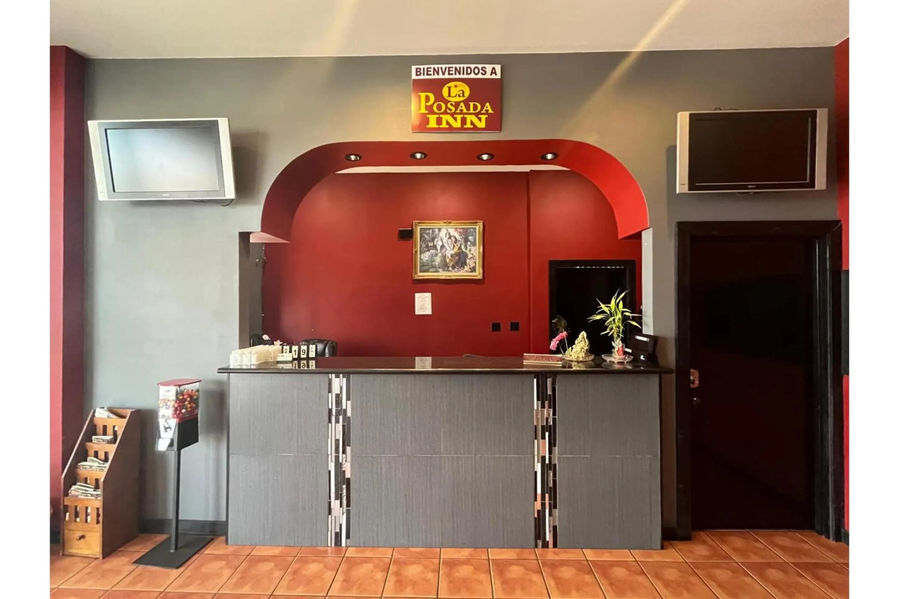 Lobby or reception in La Posada Inn By OYO Brownsville
