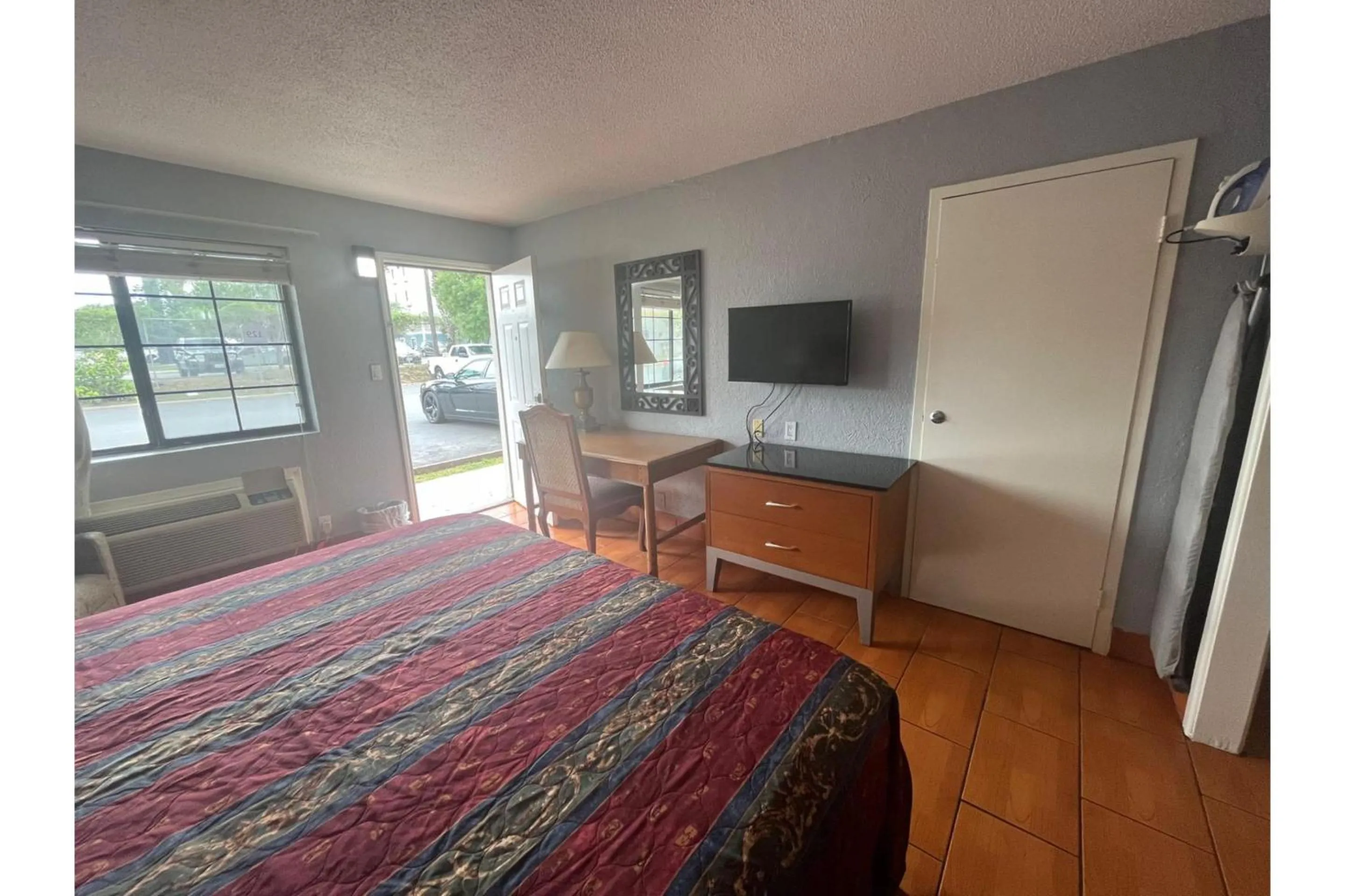 Bedroom, Bed in La Posada Inn By OYO Brownsville