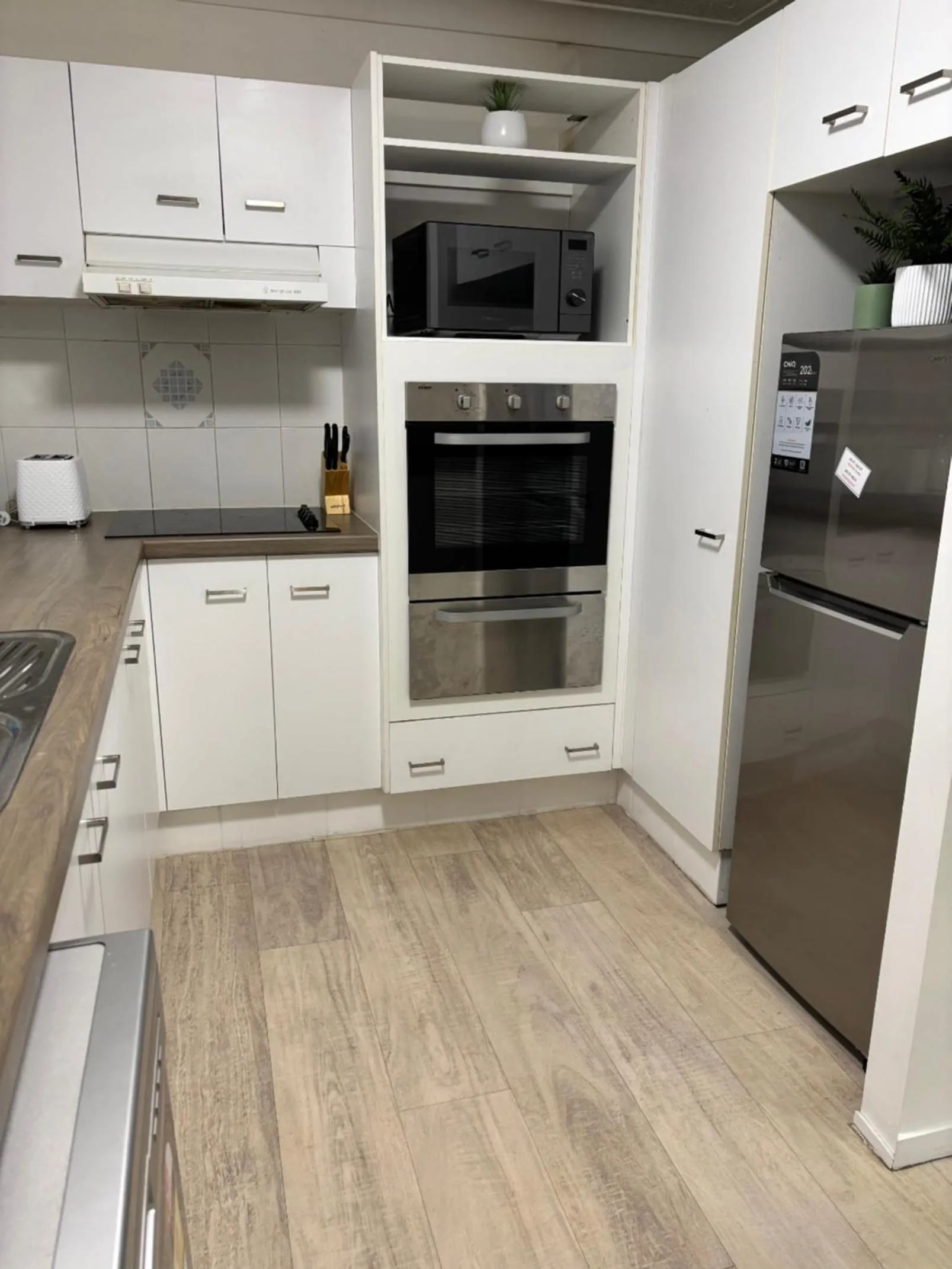 Kitchen or kitchenette in Oceanside Cove