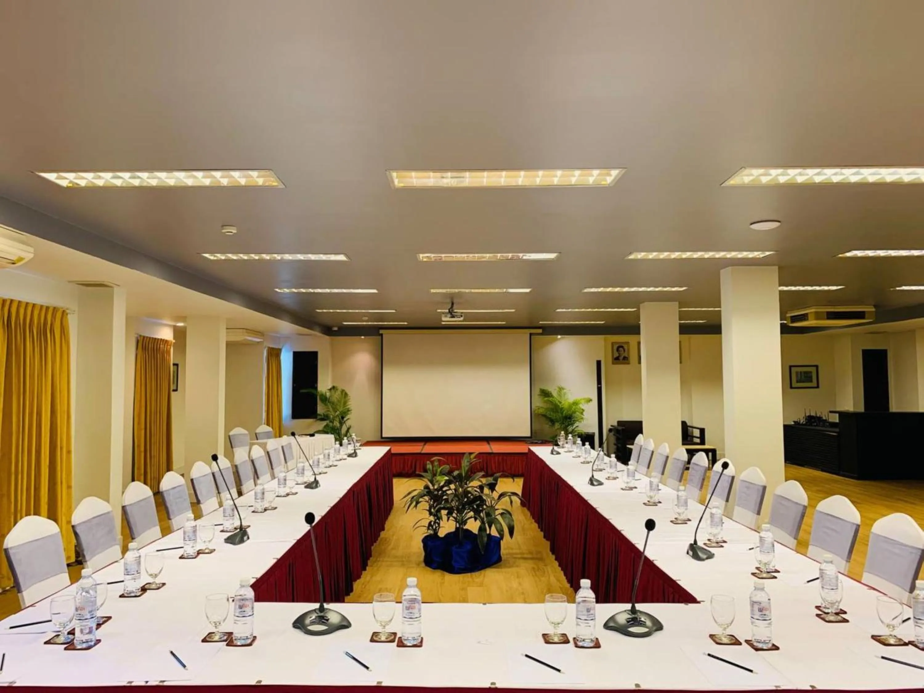 Meeting/conference room in Tara Angkor Hotel