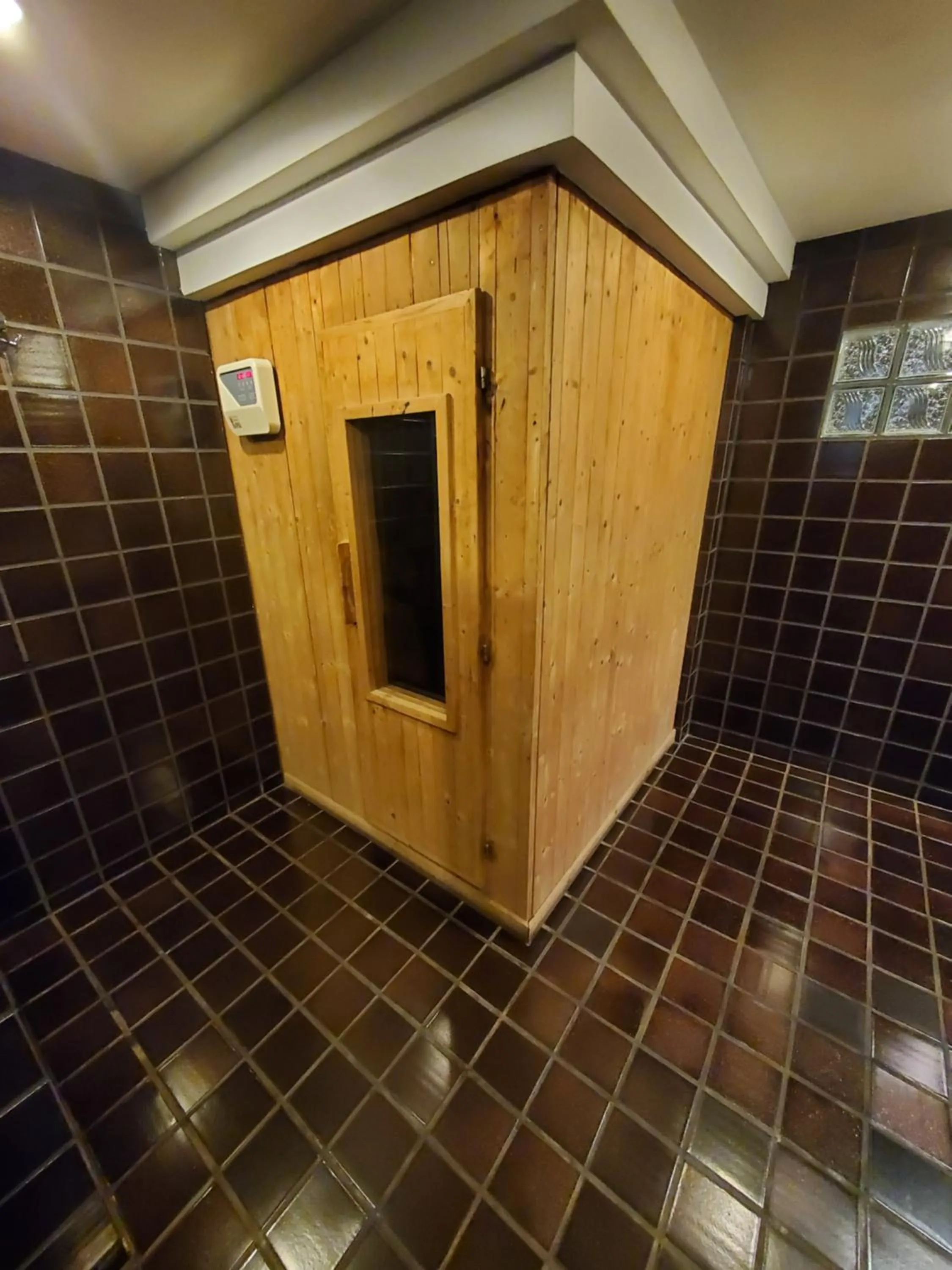 Sauna in Tara Angkor Hotel