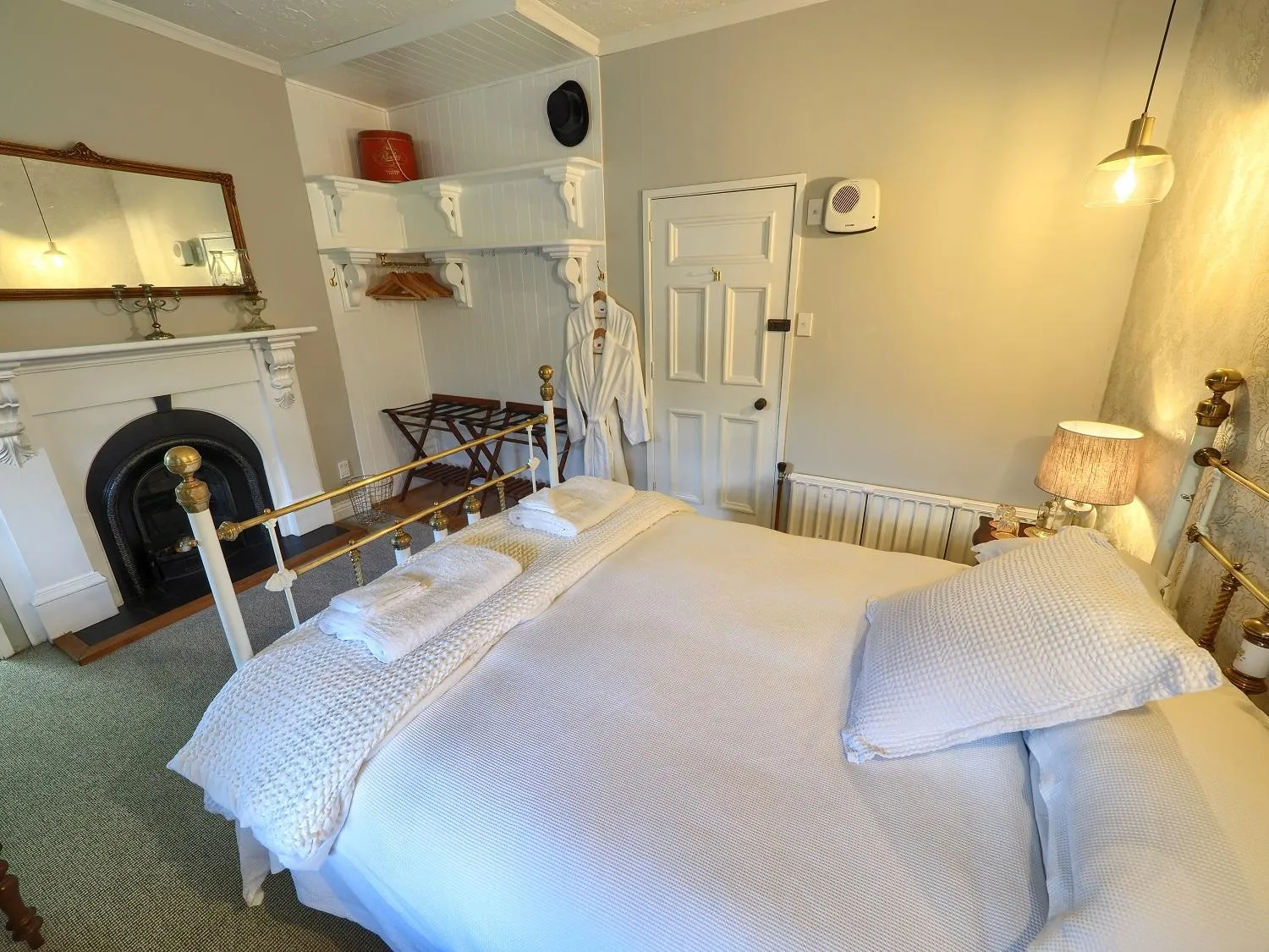 Photo of the whole room, Bed in The Ferry Bed & Breakfast