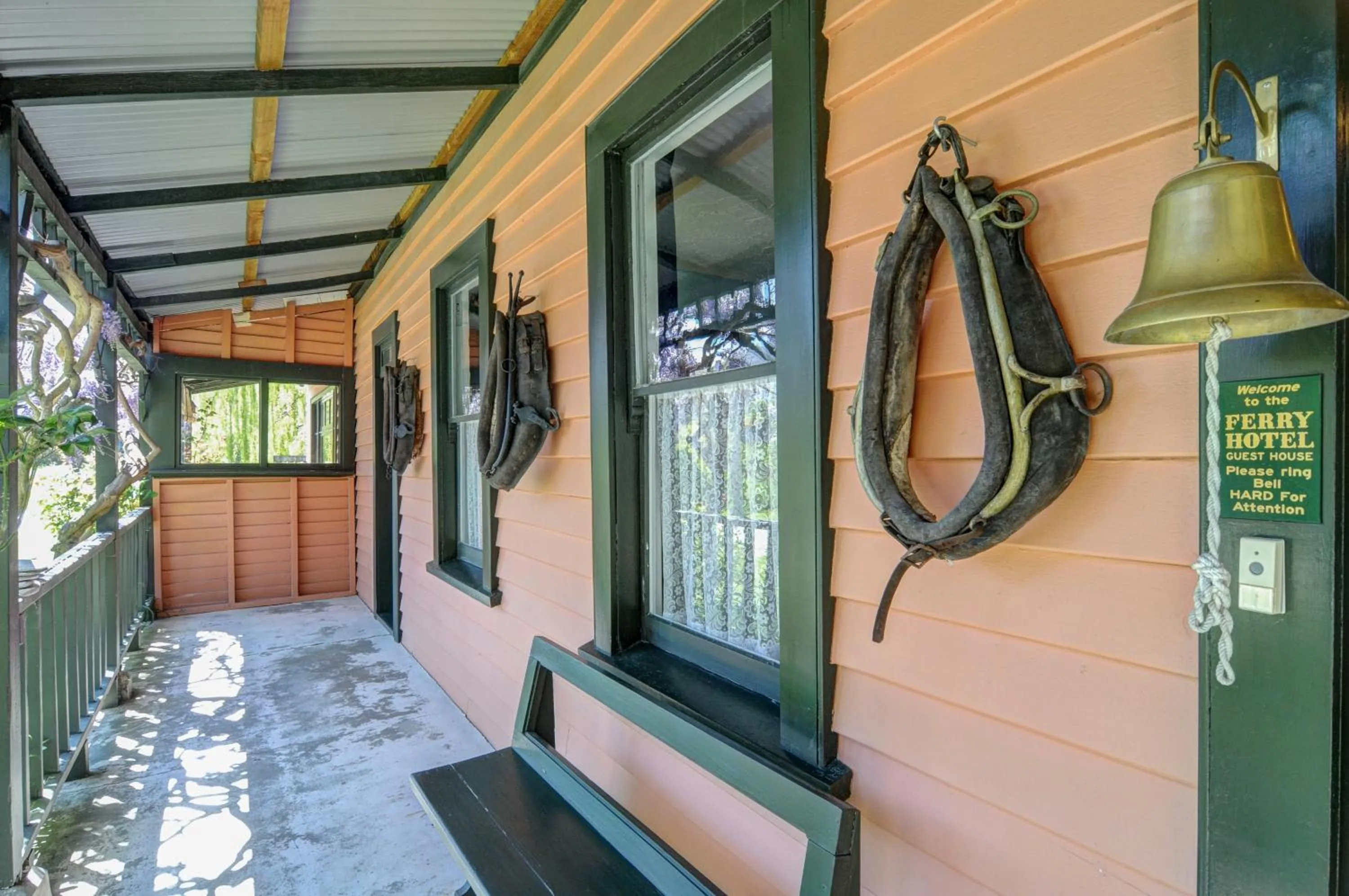 Patio in The Ferry Bed & Breakfast