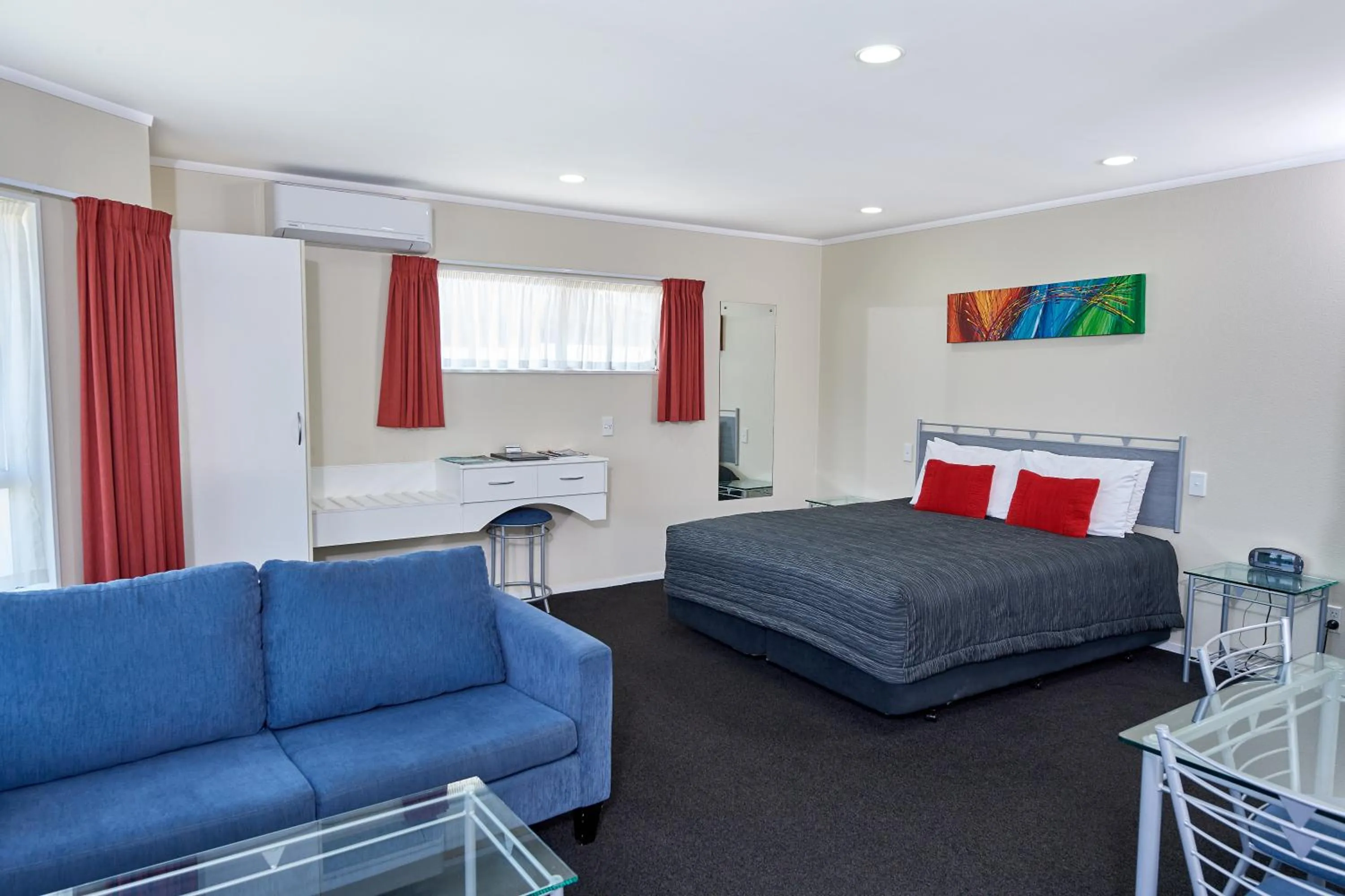 Bed in Livingston Motel