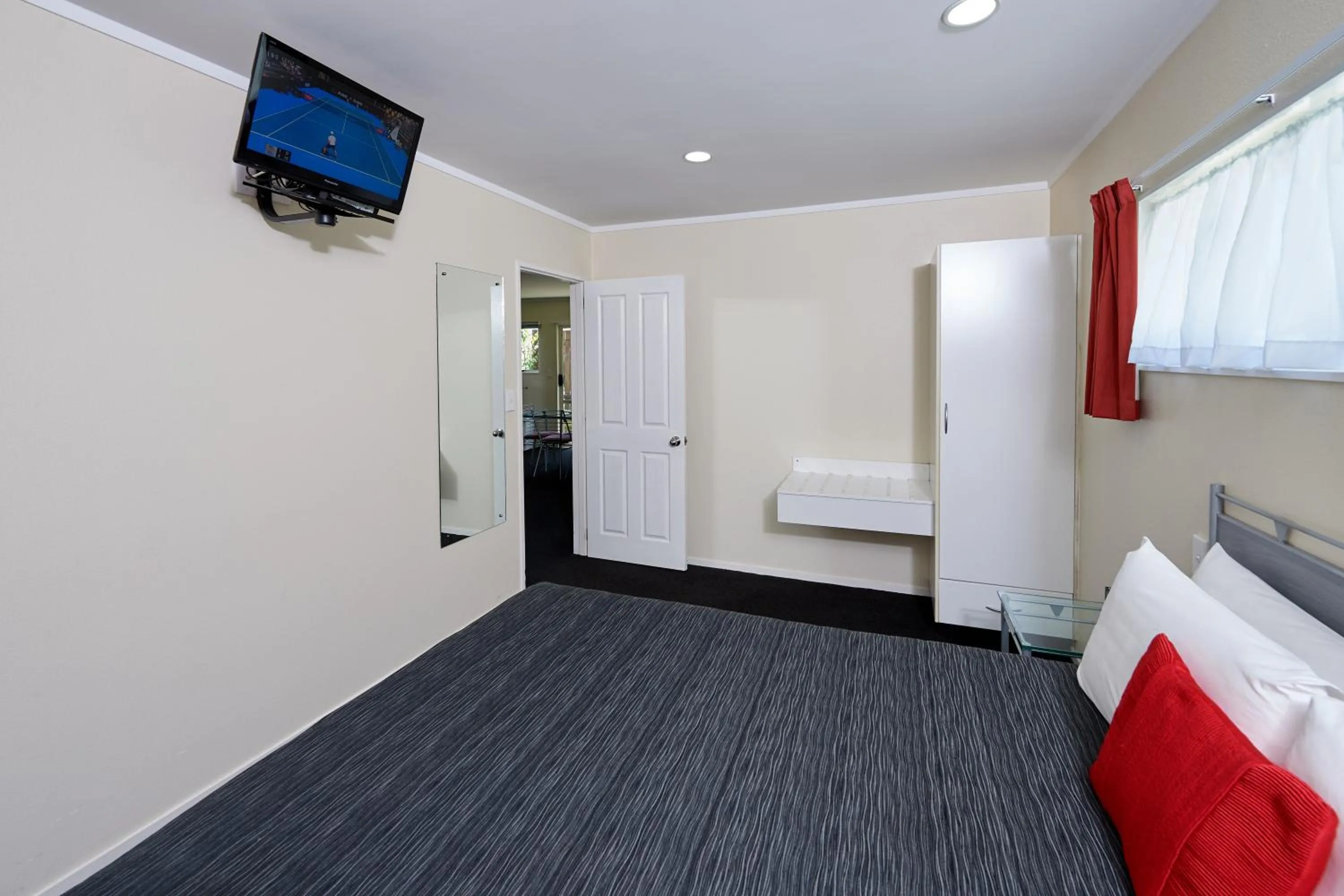 Bed in Livingston Motel