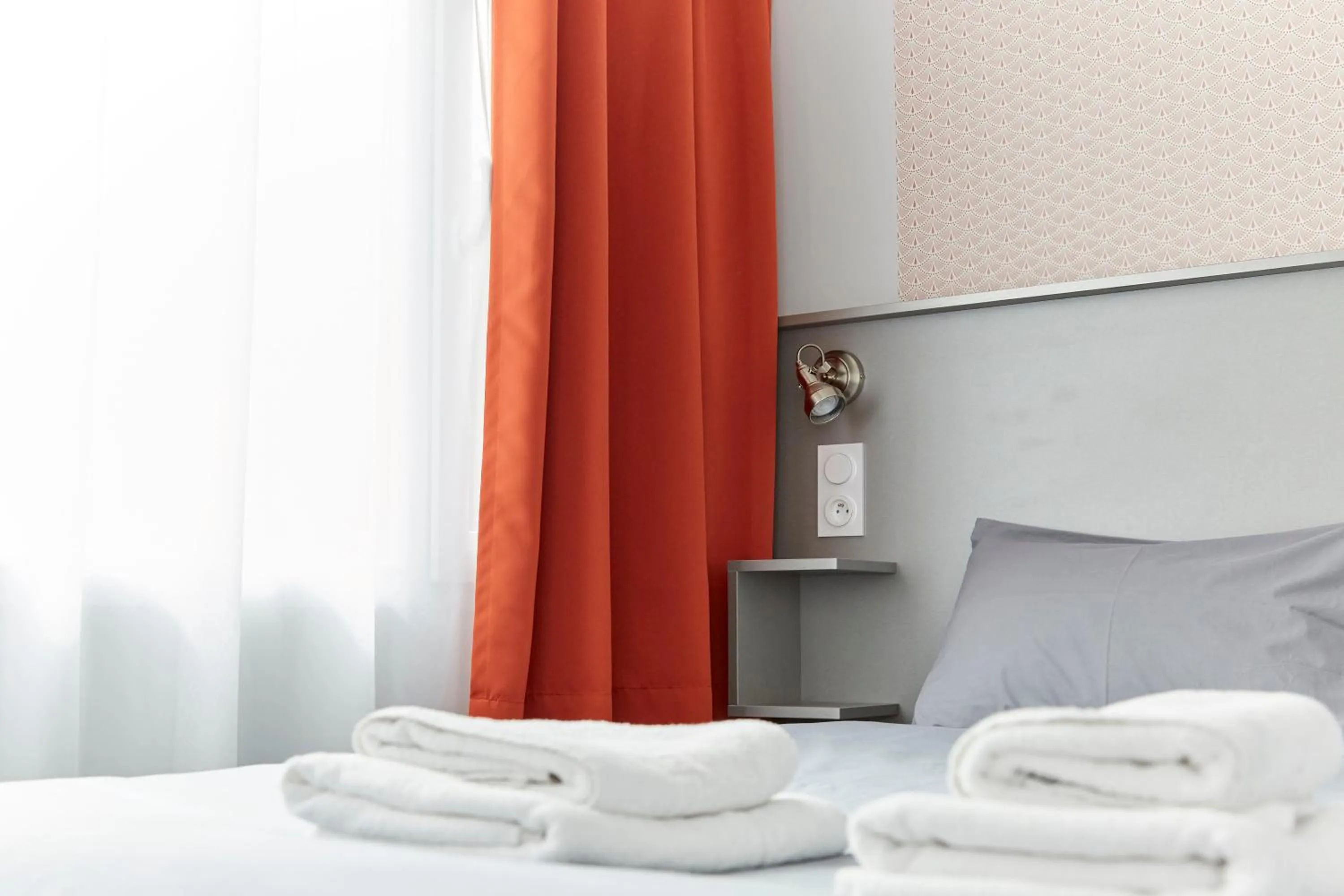 Bed in SmartAppart Saint Nazaire