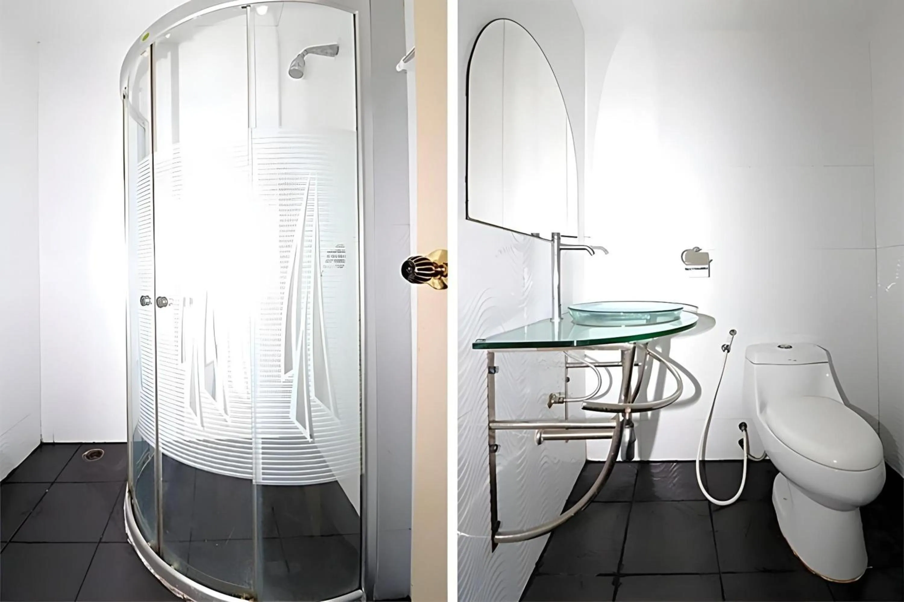 Bathroom in Diamond Residence Silom