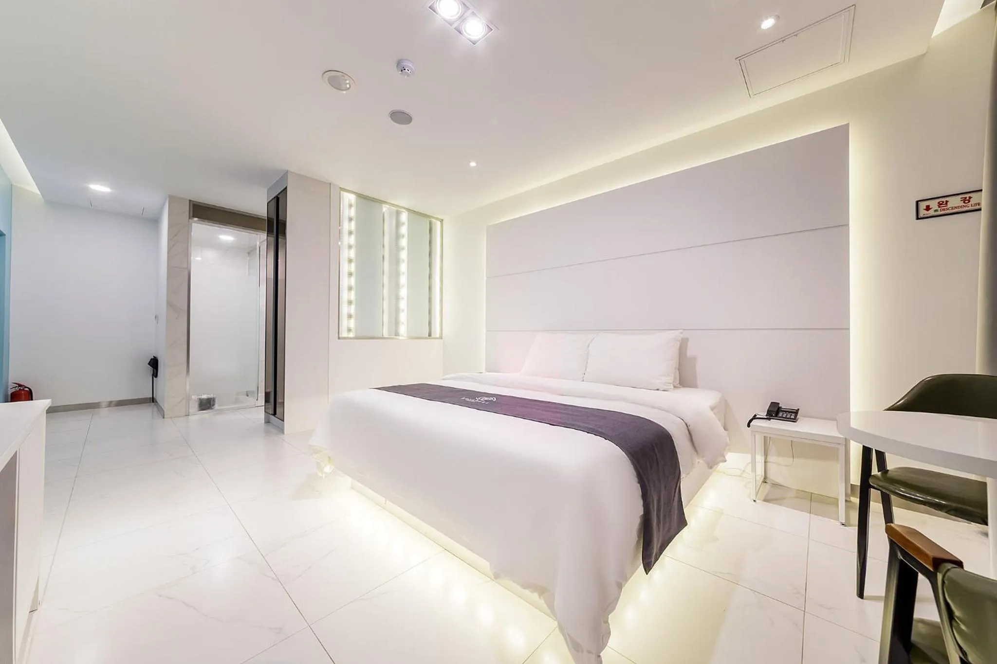 Bed in Rosabell Hotel