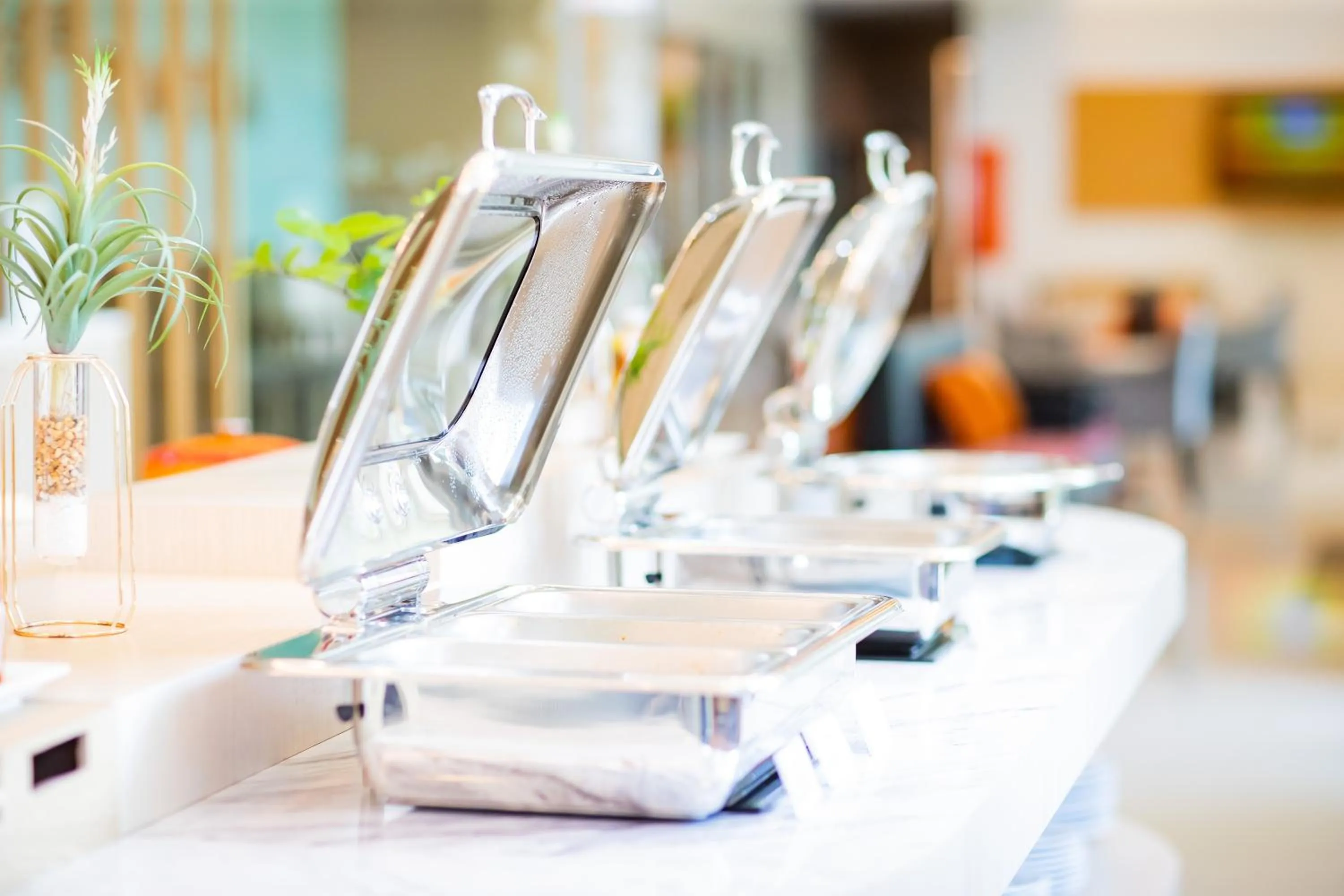 Food and drinks in Phavina Grand Boutique