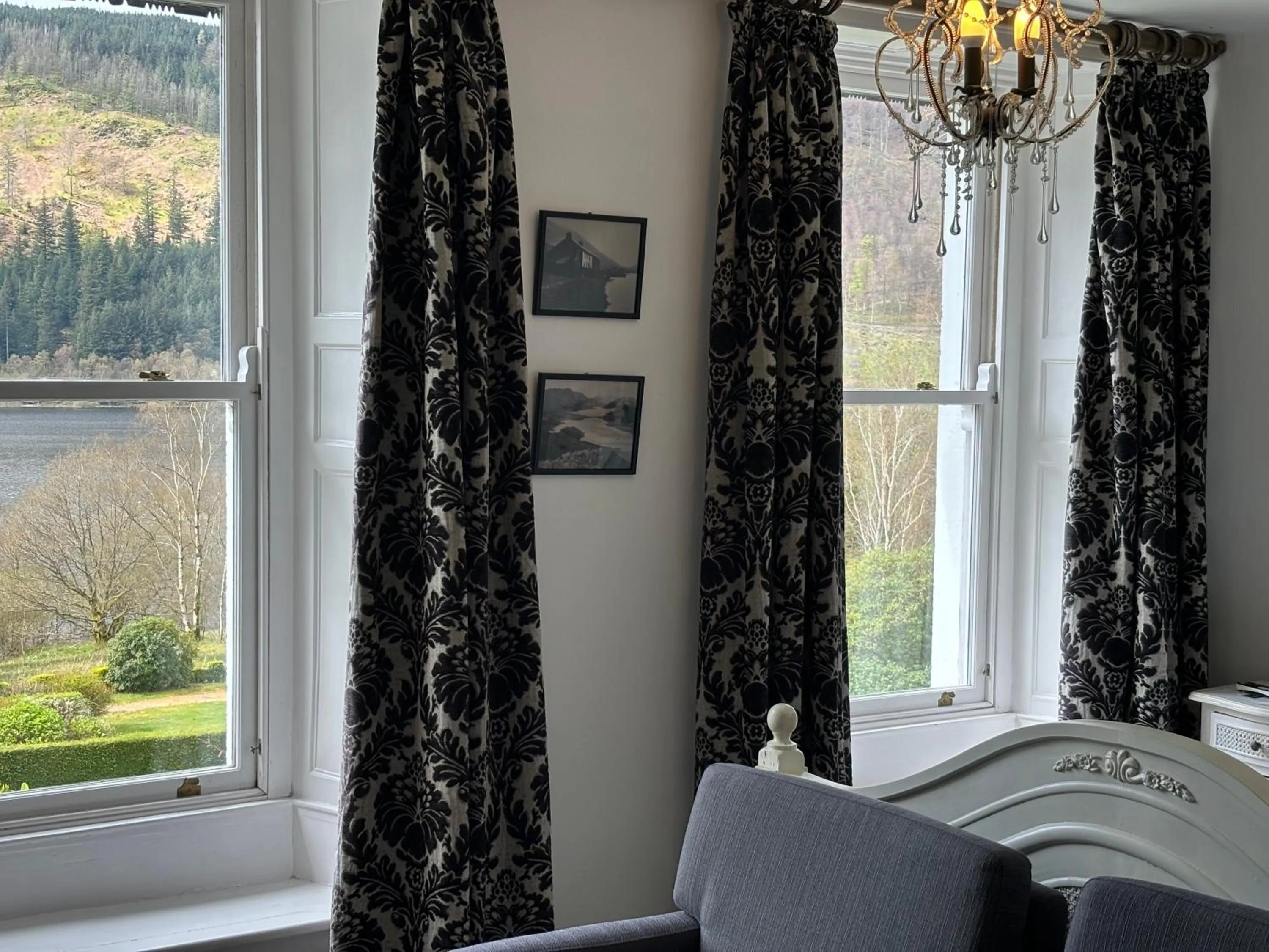 Bed in Dale Head Hall Lakeside Hotel