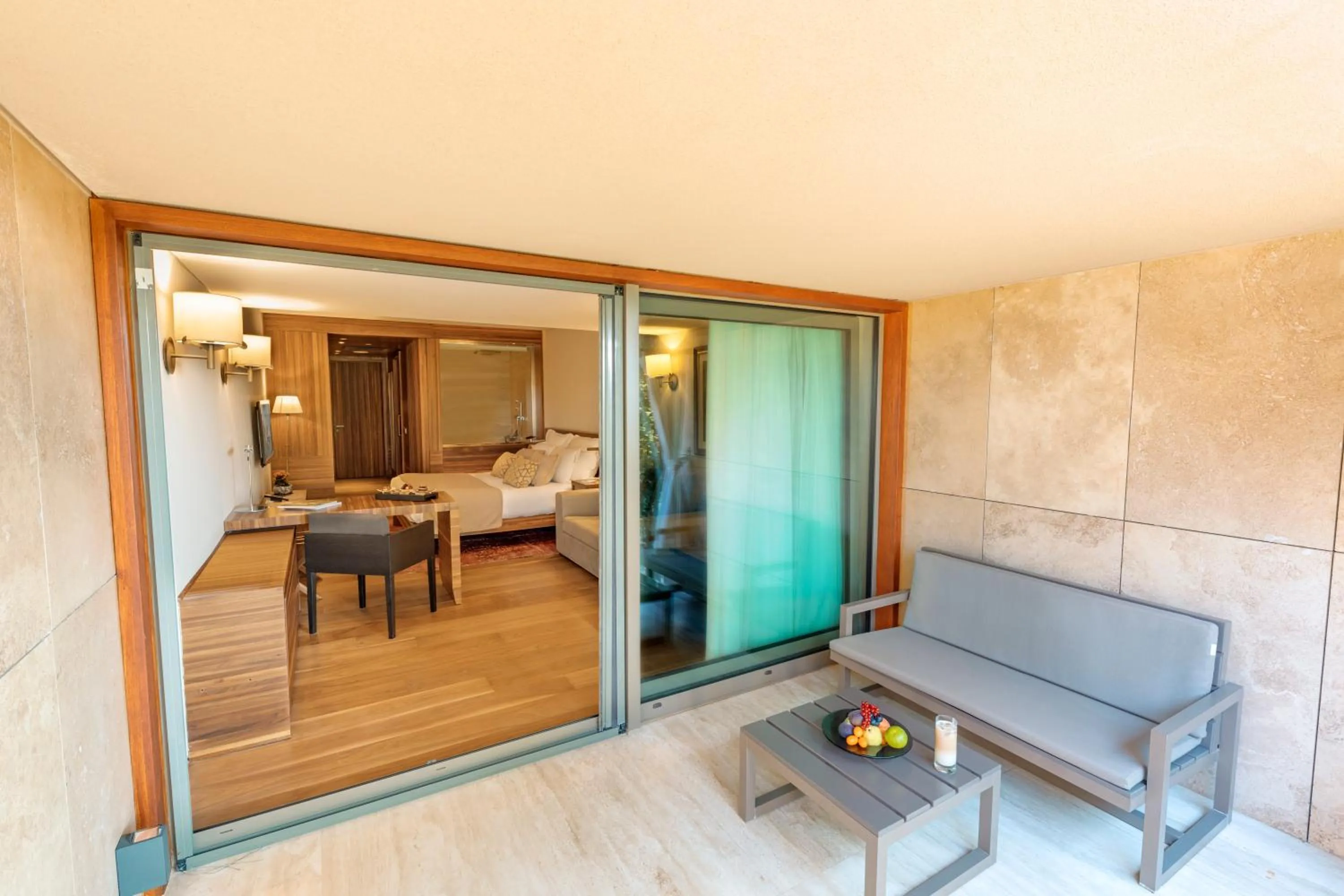 Balcony/Terrace, Bed in D Maris Bay