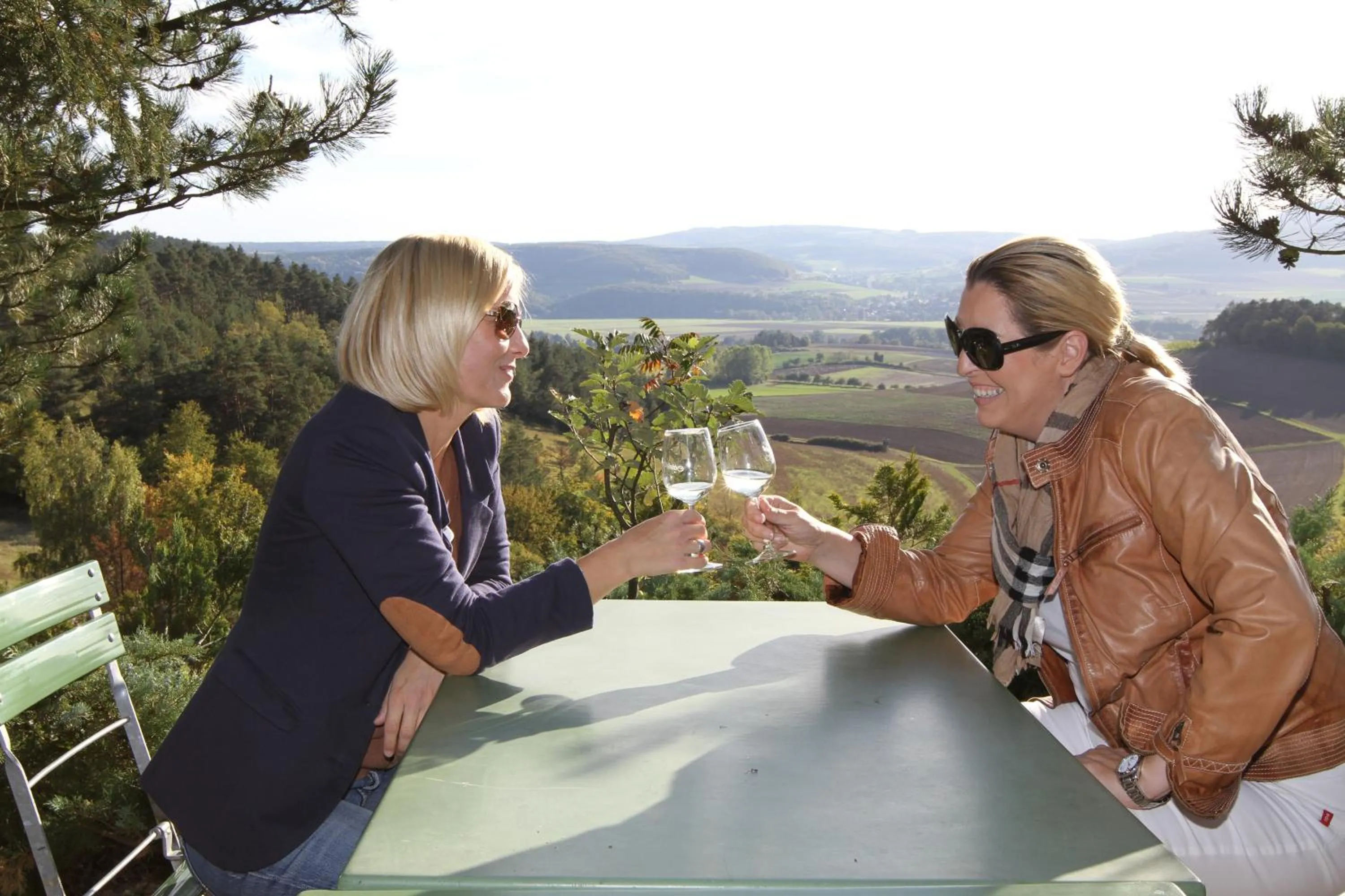 Guests in Kaiser´s Weinland Hotel