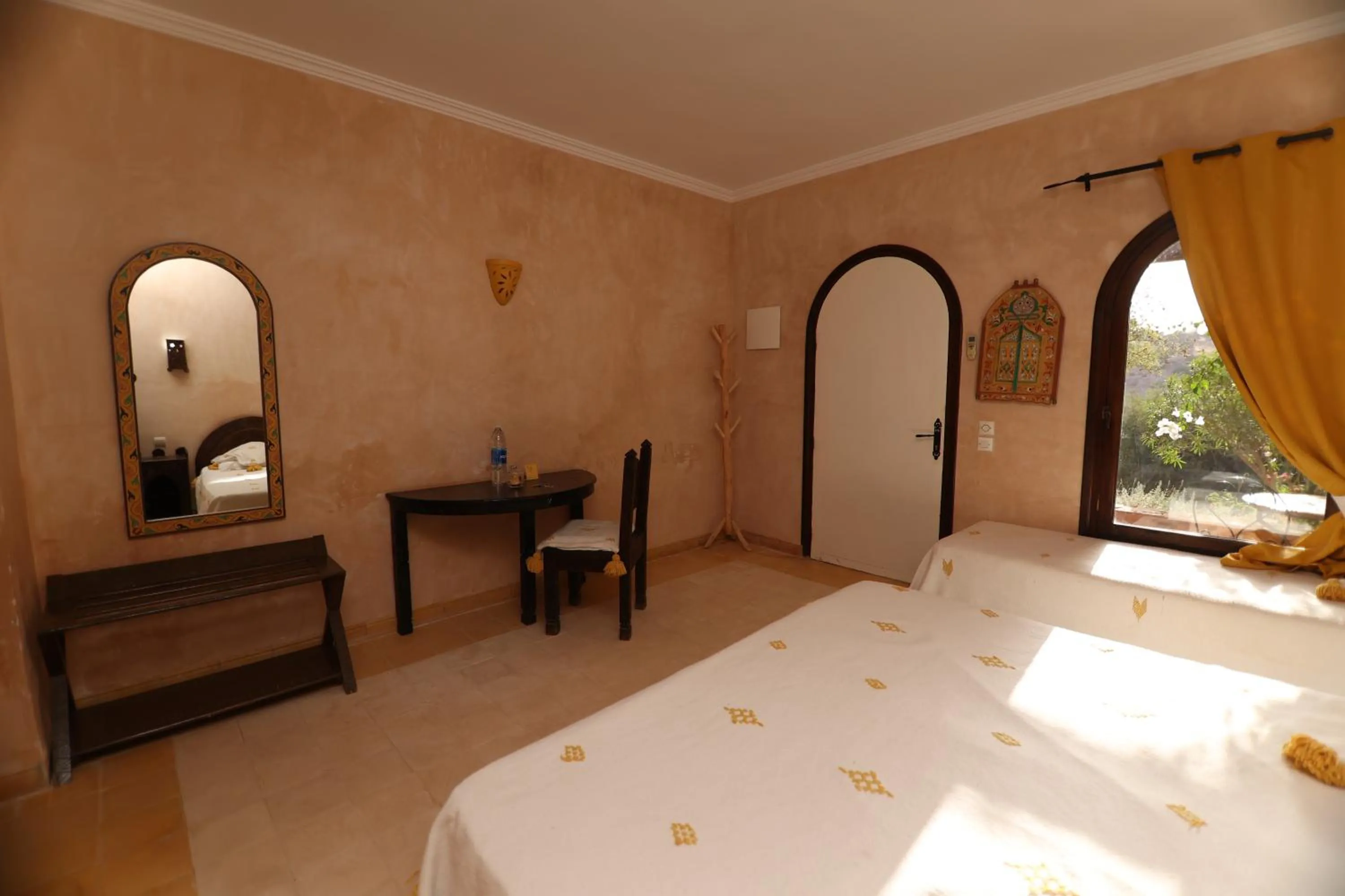 Bed in Paradis Nomade