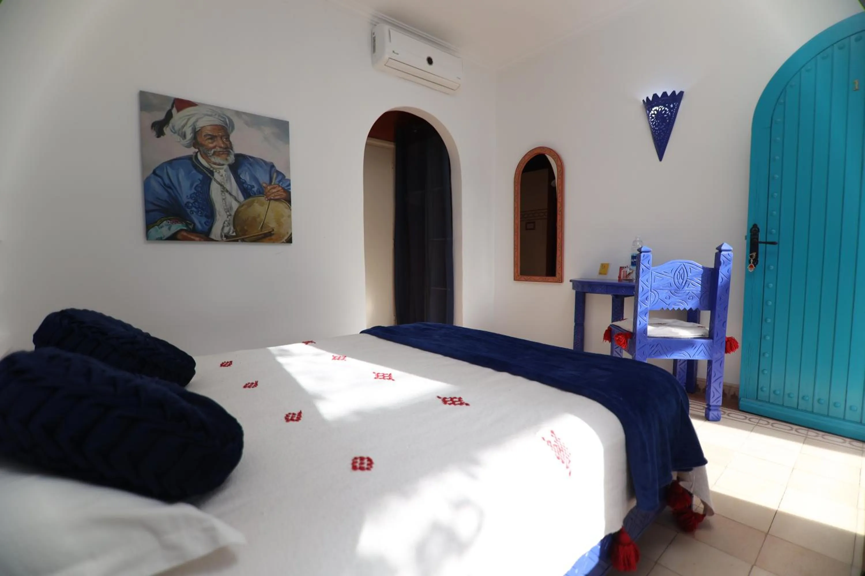 Balcony/Terrace, Bed in Paradis Nomade