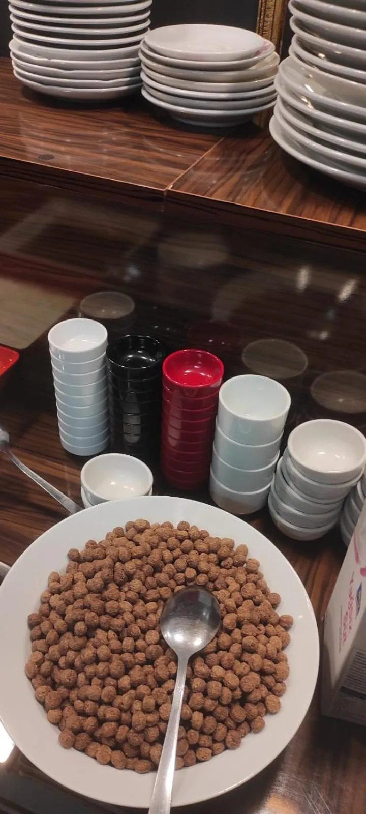 Restaurant/places to eat in VERSİON HOTEL