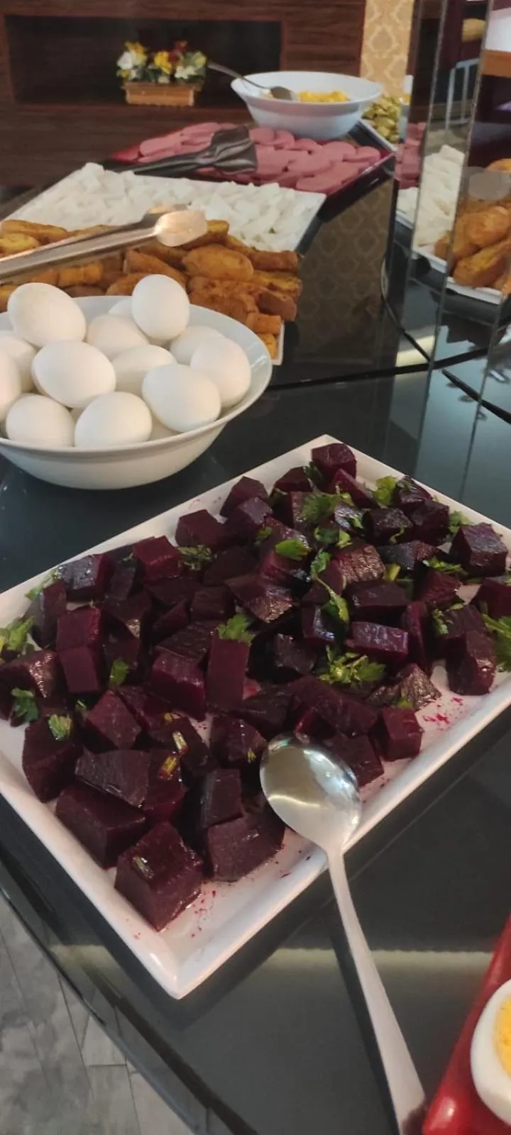 Restaurant/places to eat in VERSİON HOTEL