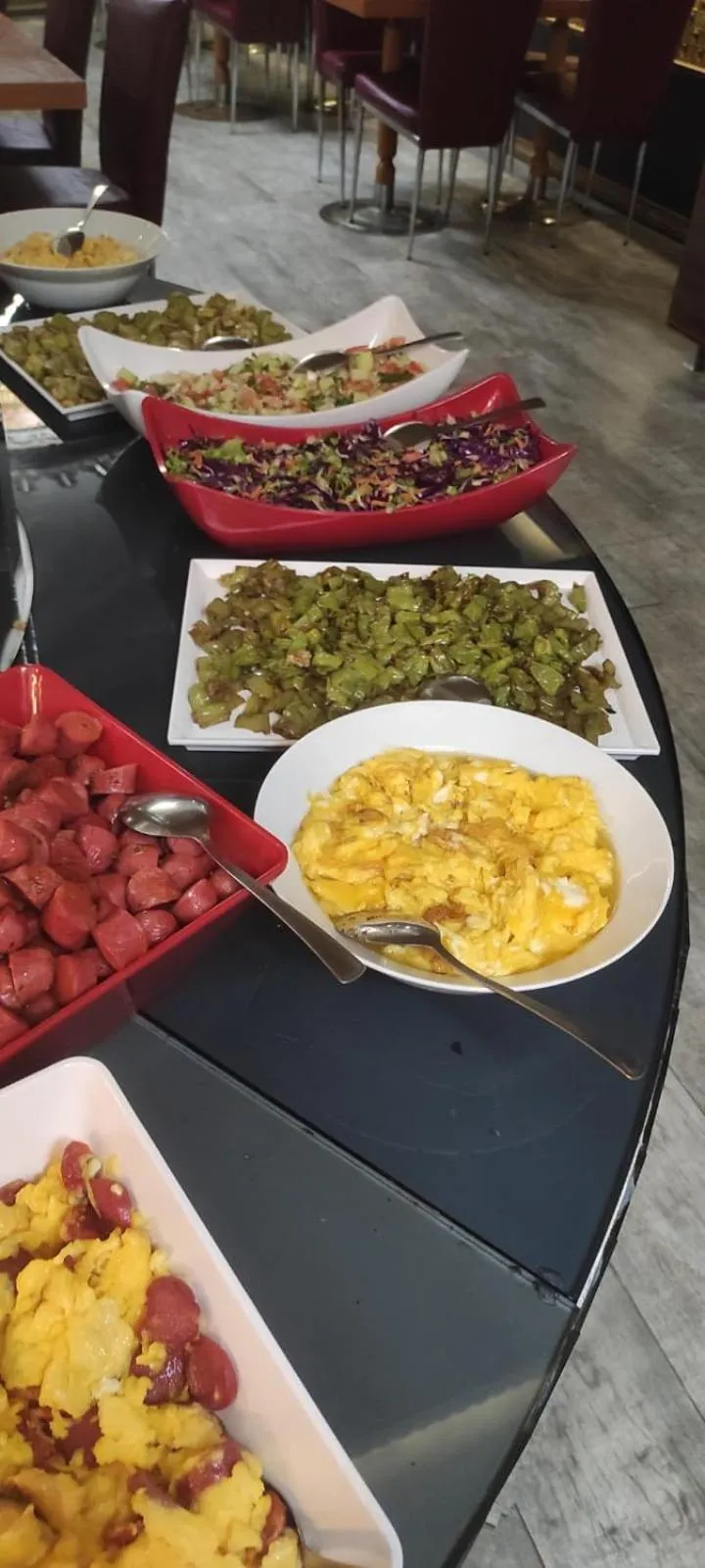 Restaurant/places to eat in VERSİON HOTEL