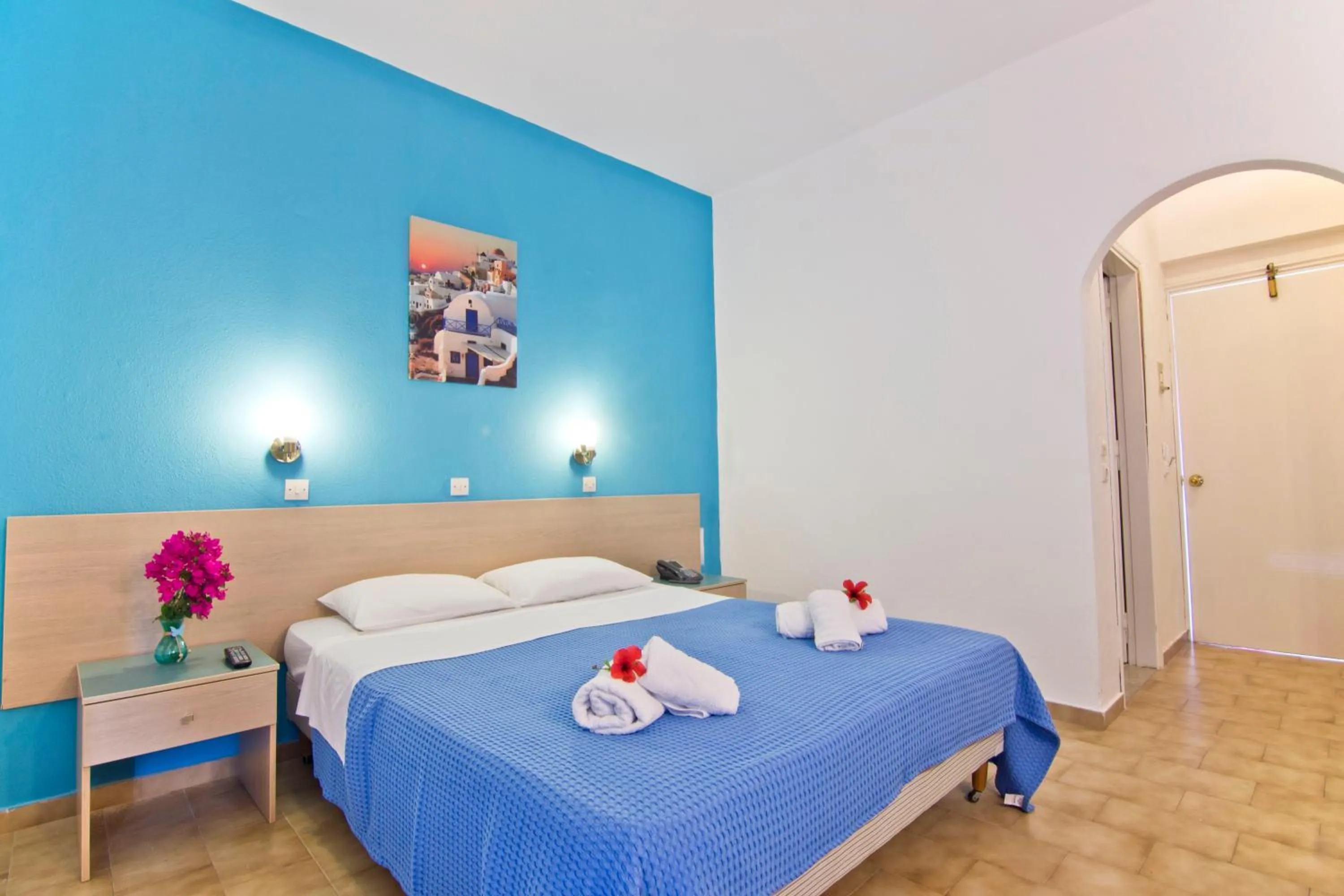 Bedroom in Argo Hotel