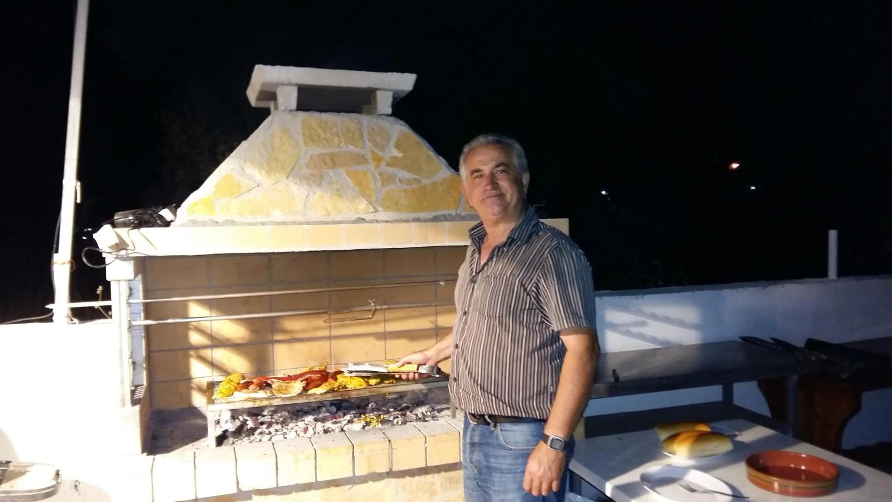 BBQ facilities in Argo Hotel