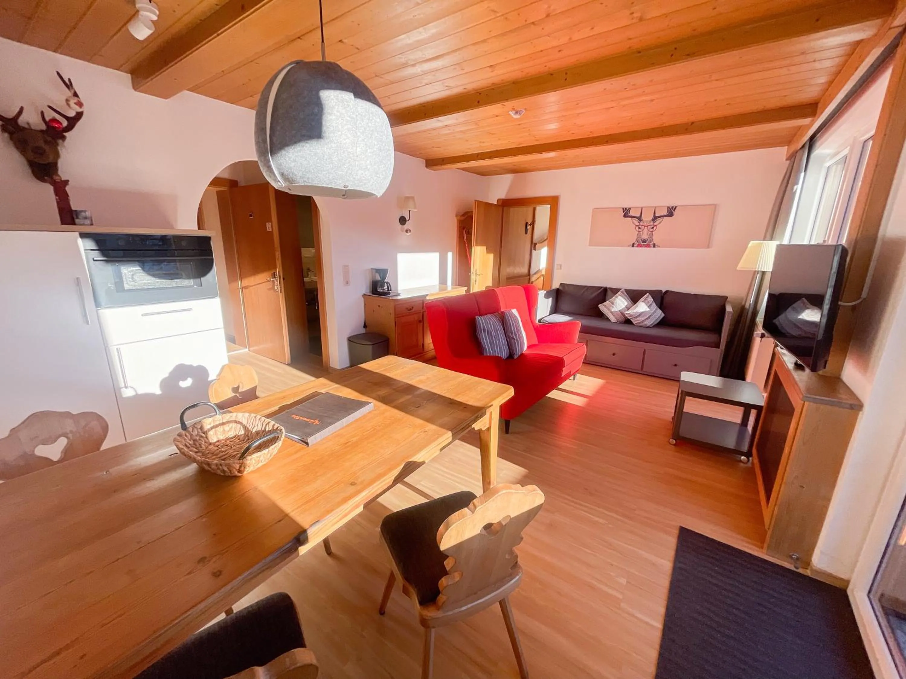 One-Bedroom Apartment with children's room and Balcony in Boutiquehotel ZOMM in Seefeld