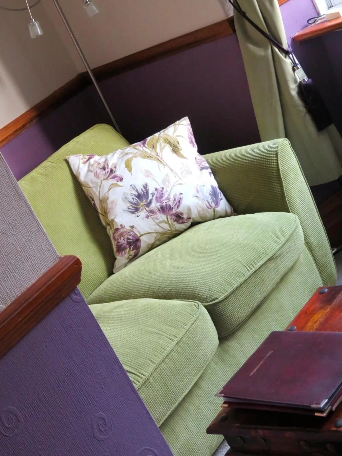 Living room, Seating Area in Laurel Cottage
