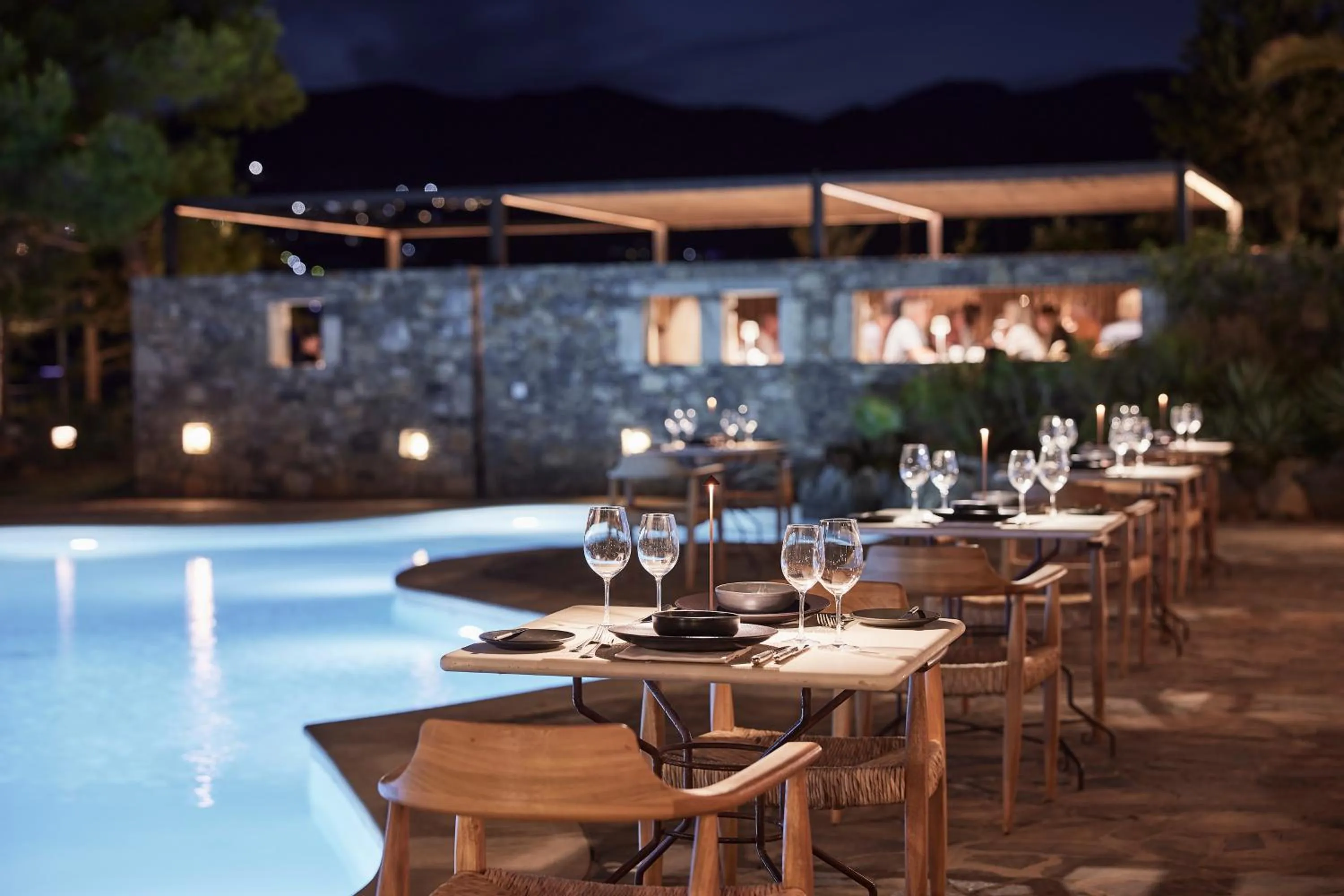 Restaurant/places to eat in Thalassa Villas