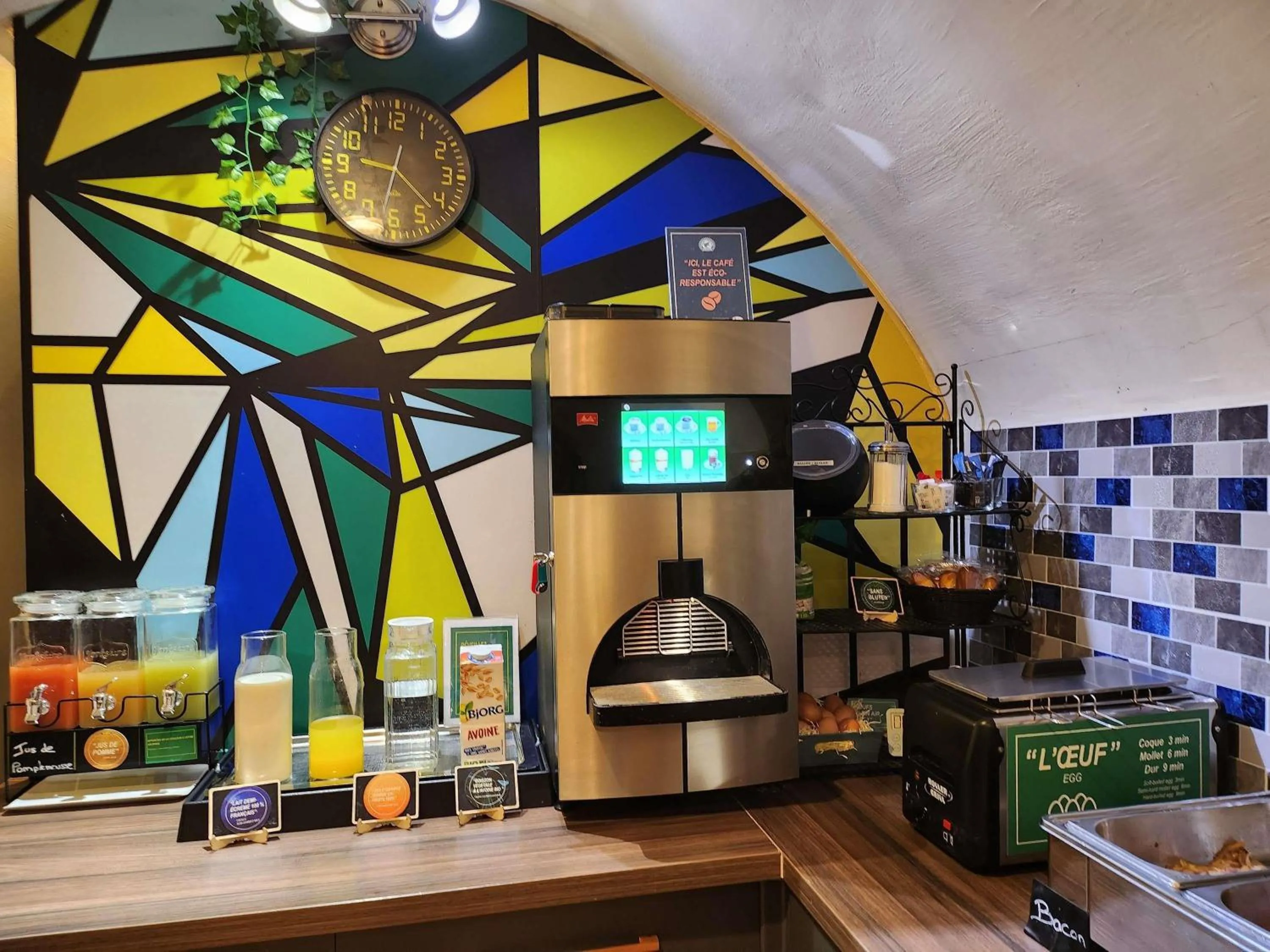 Breakfast in ibis Styles Paris Maine Montparnasse