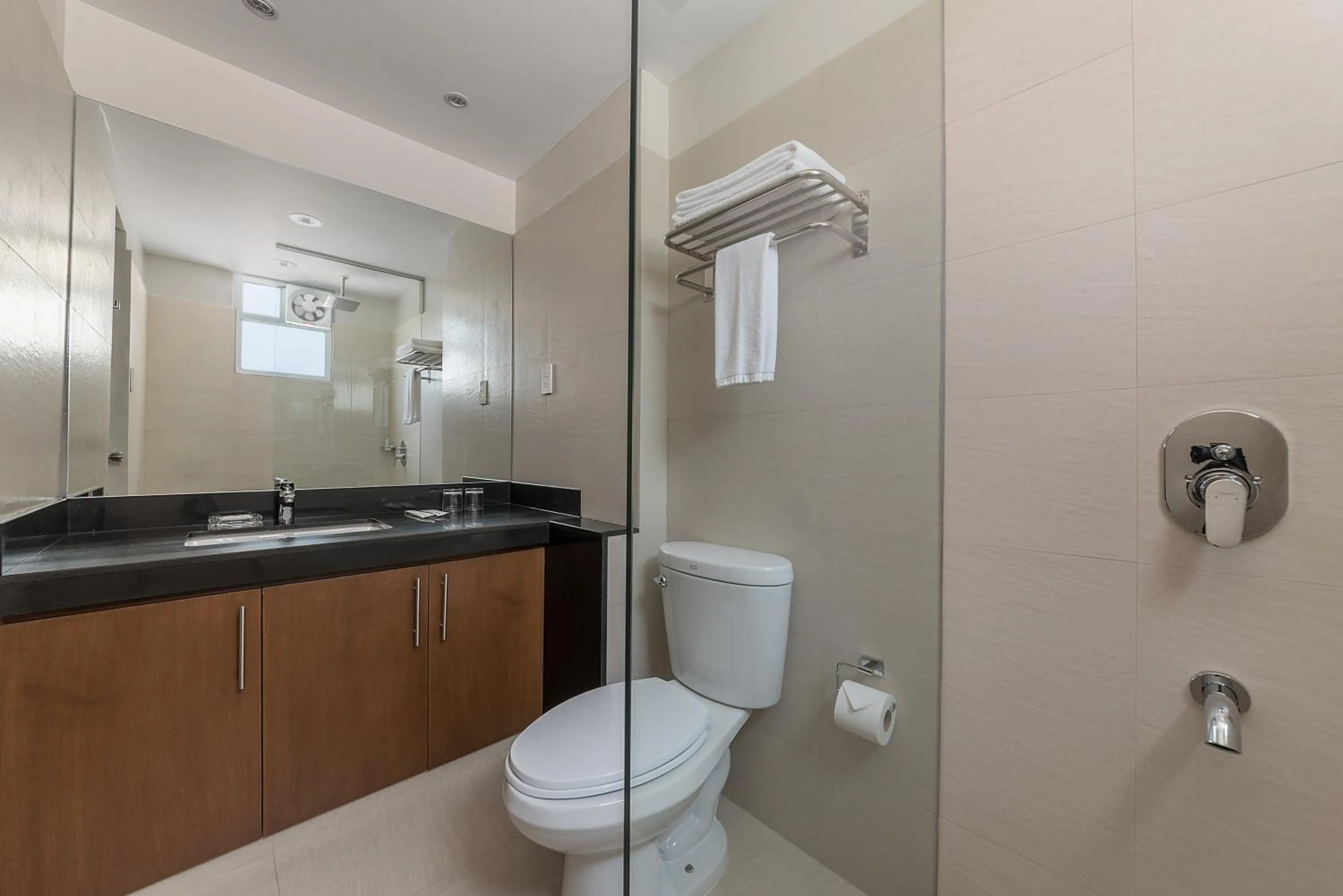 Shower in Tropicana Suites