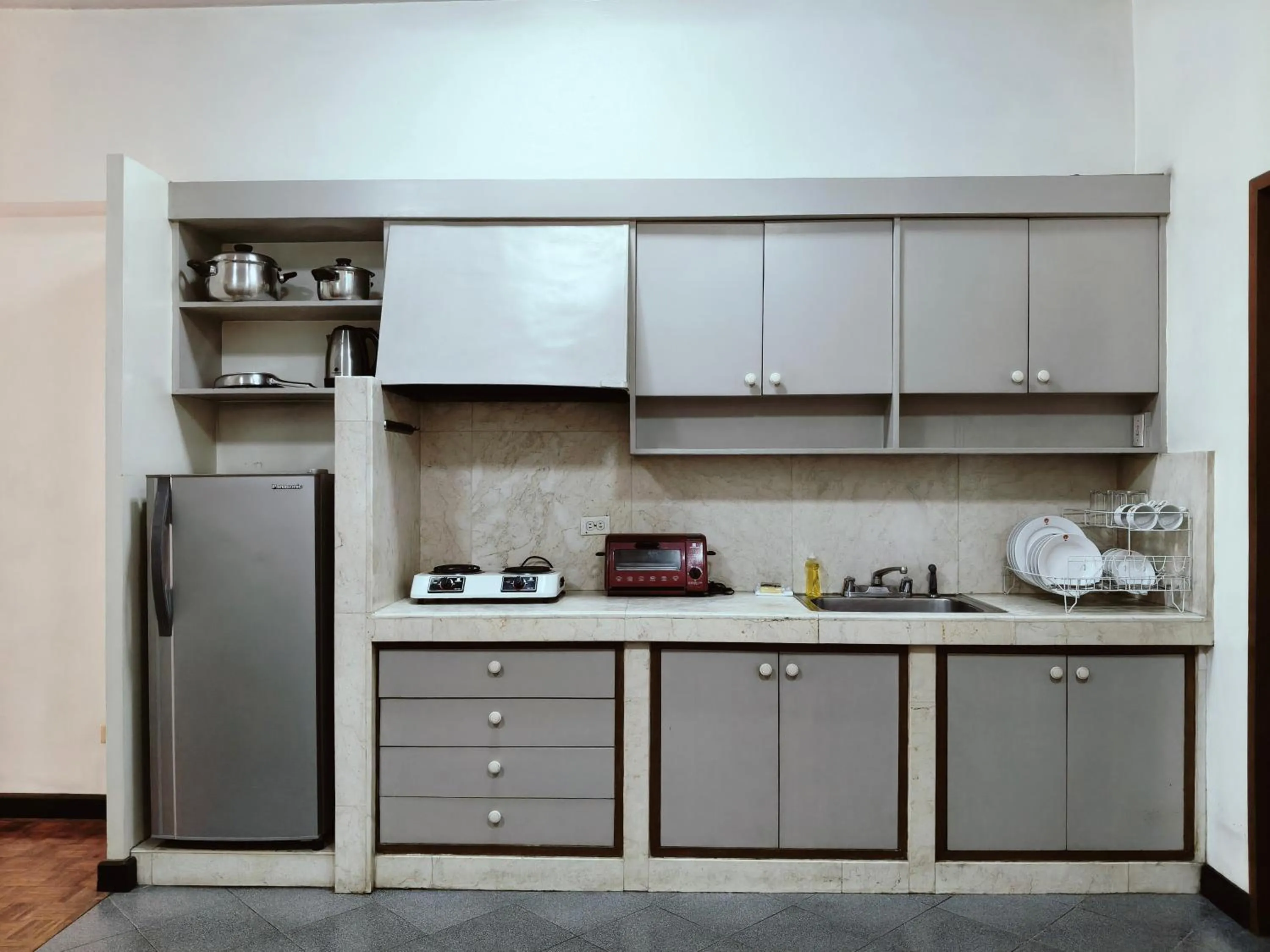 toaster in Tropicana Suites