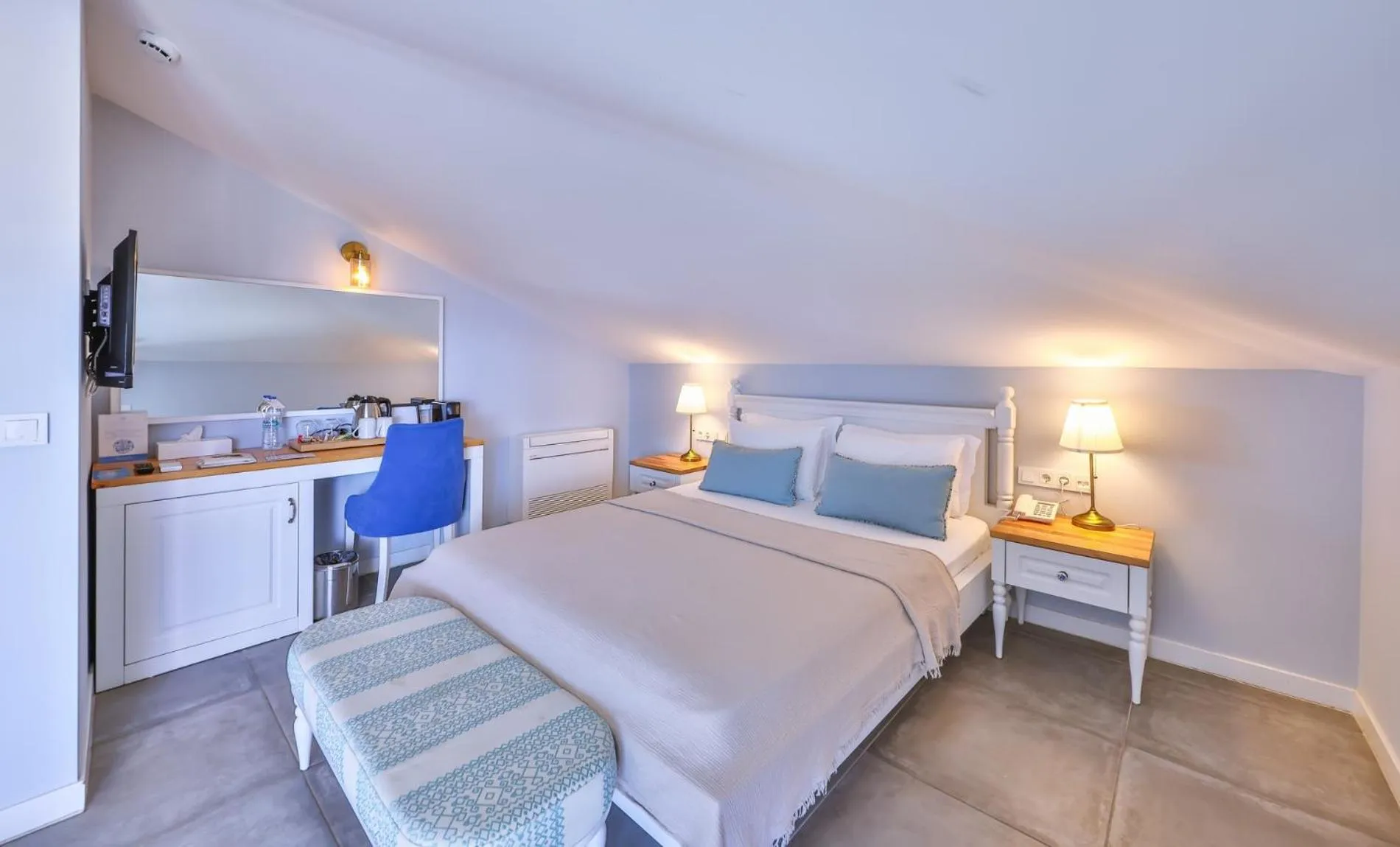 Bedroom, Bed in Luvi Kaş Otel - Adults Only (+16)