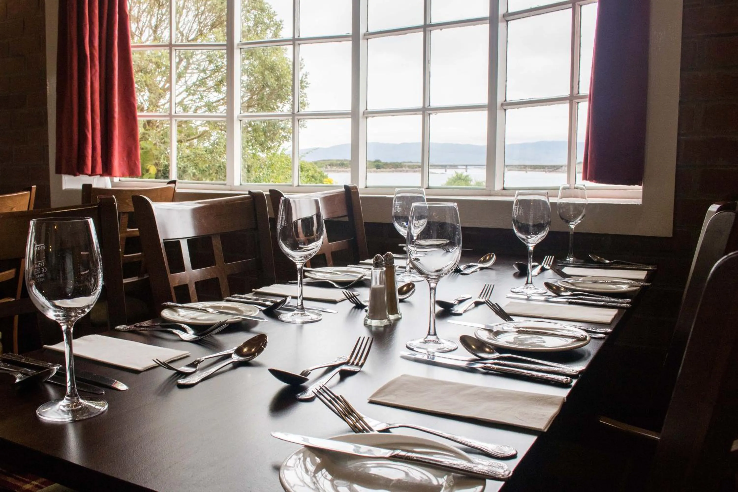 Restaurant/places to eat in Kings Arms Hotel - A Bespoke Hotel