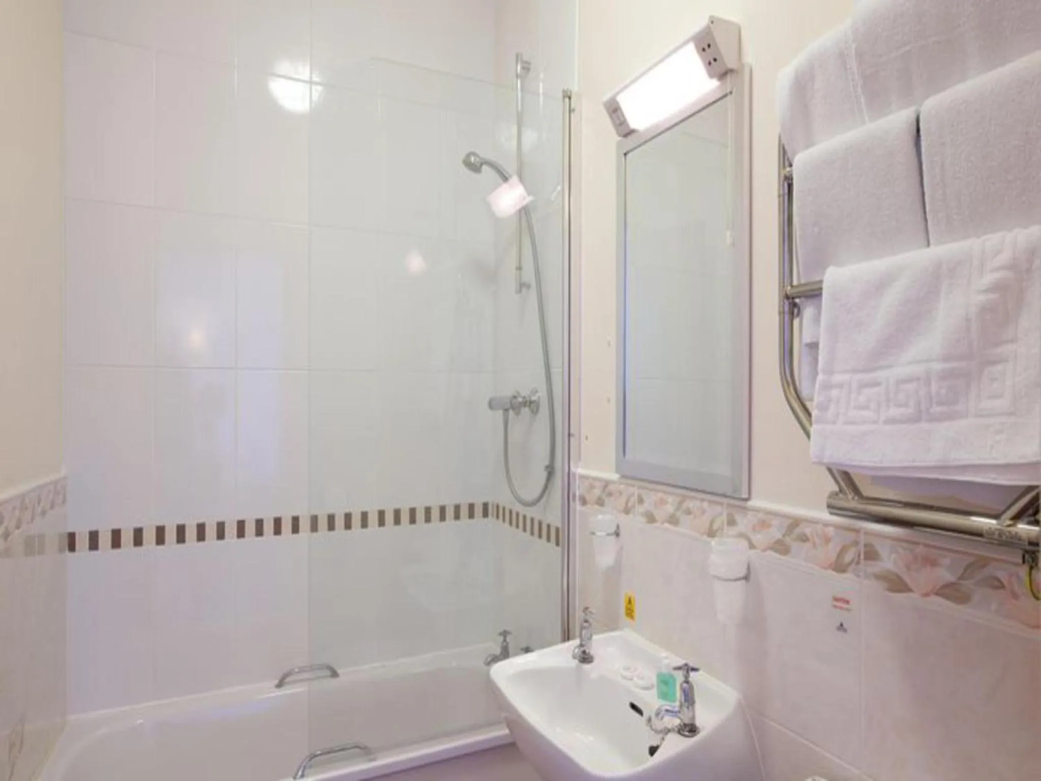 Bathroom in Kings Arms Hotel - A Bespoke Hotel