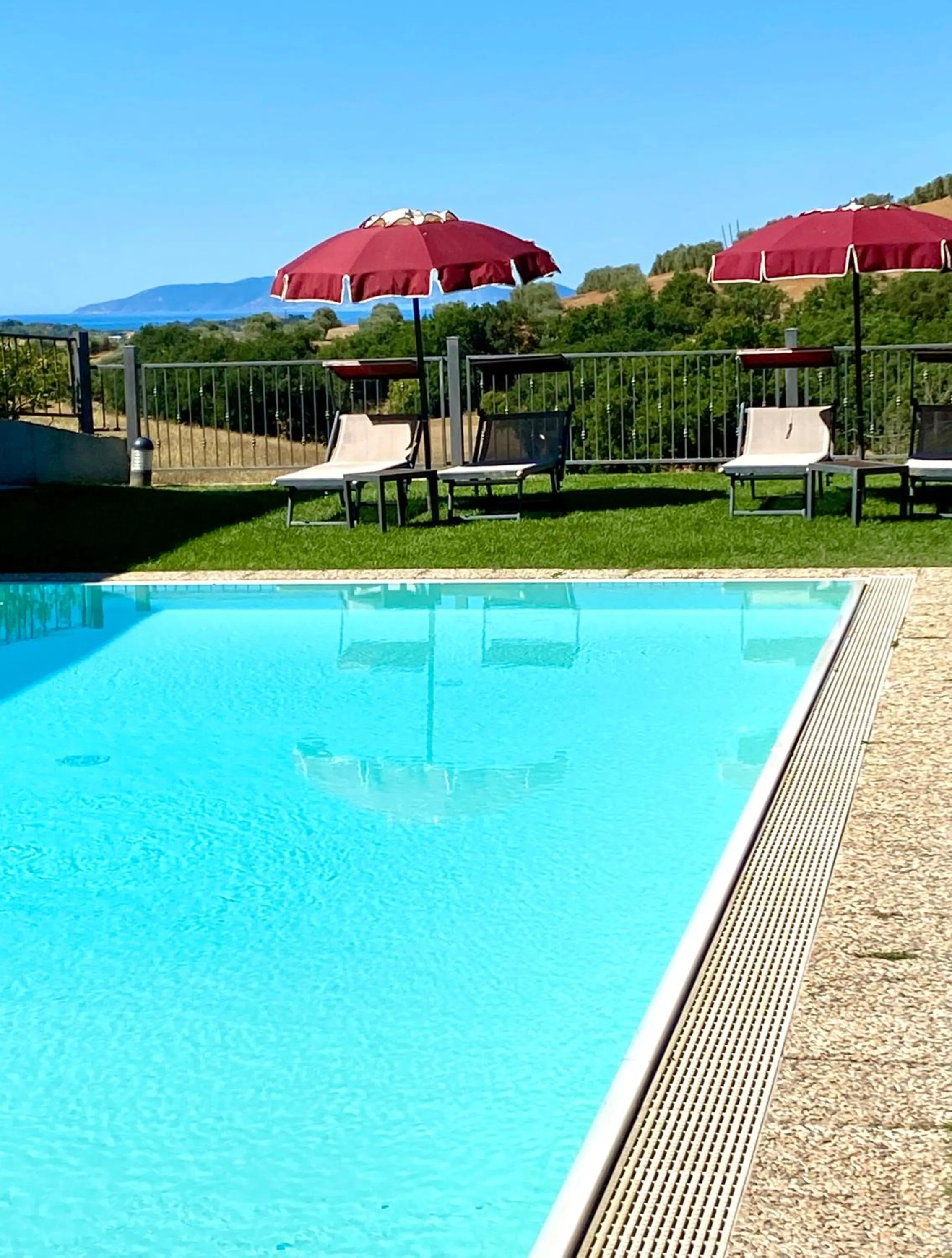 Property building in Hotel Ristorante Le Querciolaie dei Ricci
