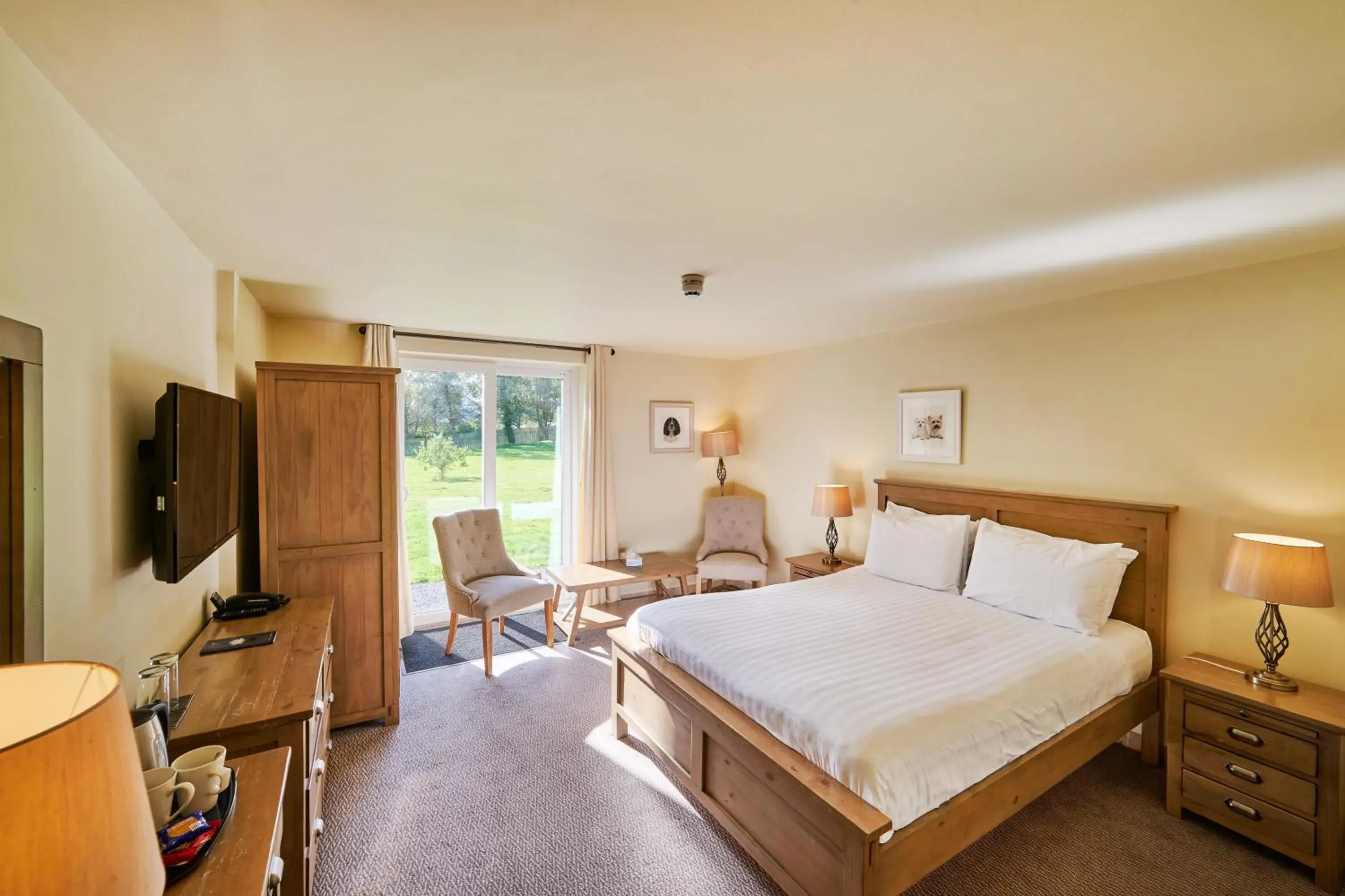 Double Room in Comis Hotel & Golf Resort Double Room in Comis Hotel & Golf Resort