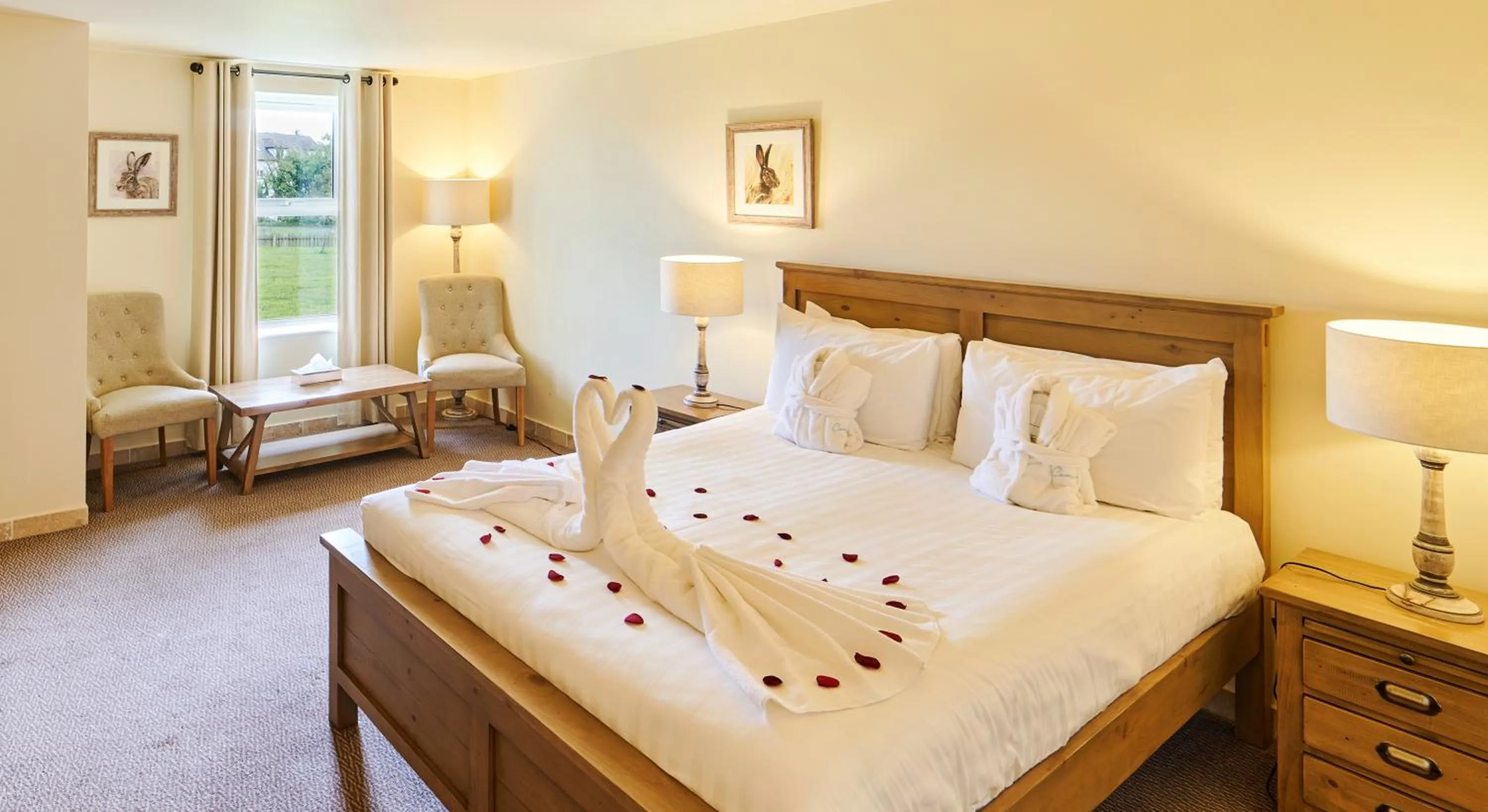 Bed in Comis Hotel & Golf Resort