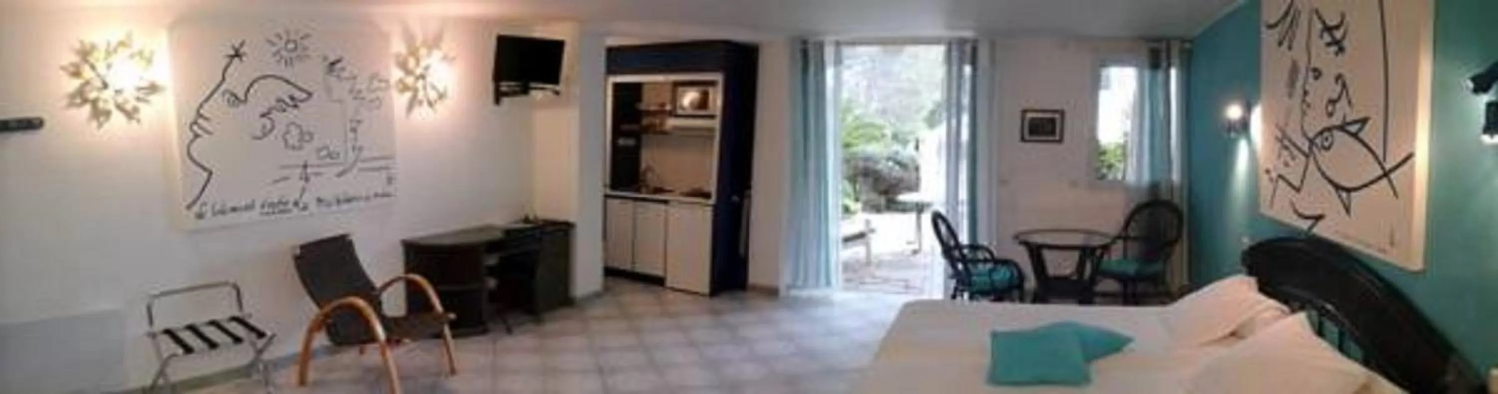 Photo of the whole room, Bed in Chambre d'hôtes La Potinière