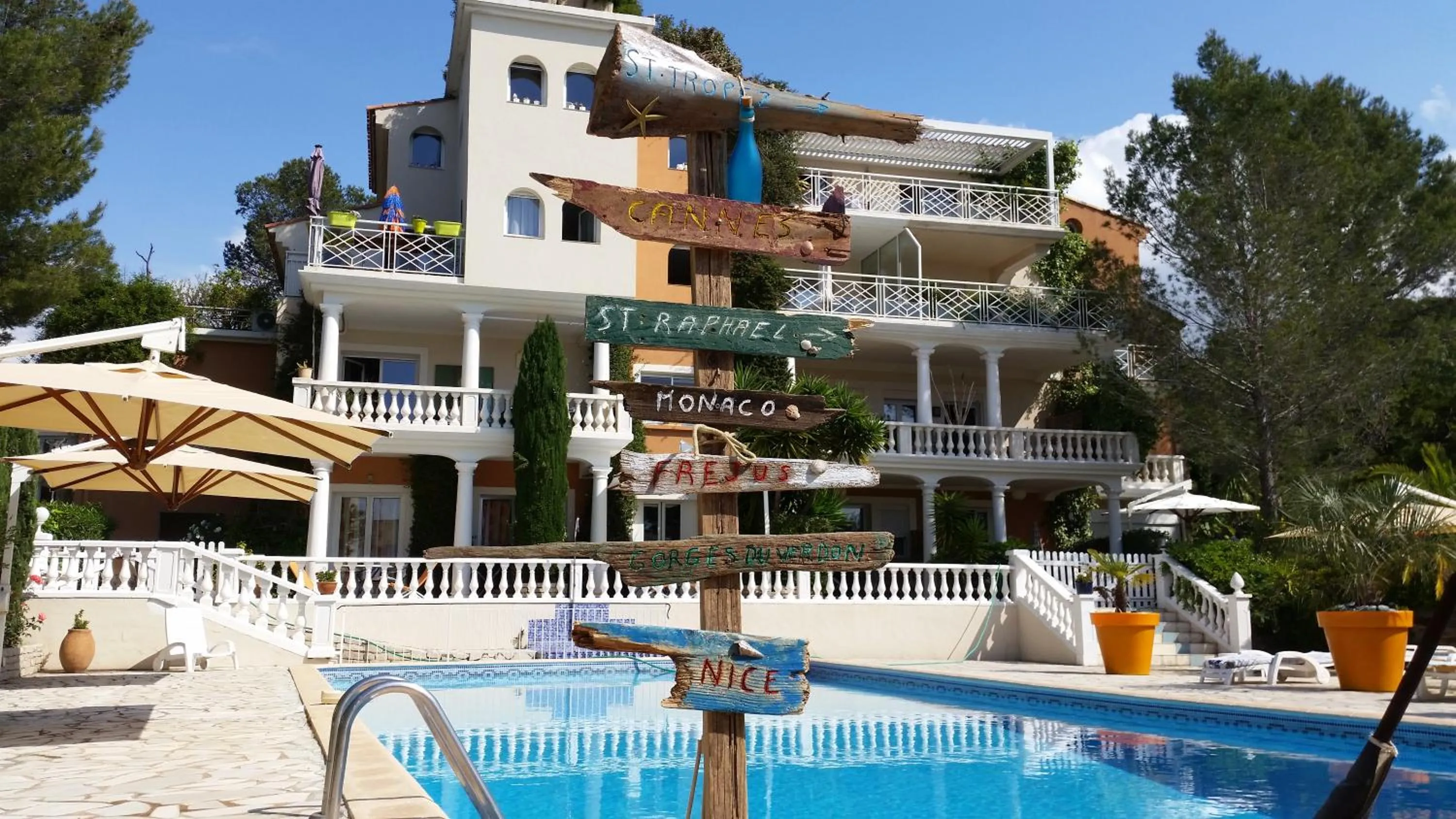 Nearby landmark in Chambre d'hôtes La Potinière