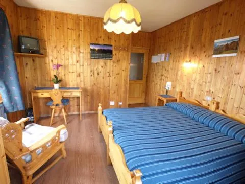 Bed in Hotel Alpe Fleurie