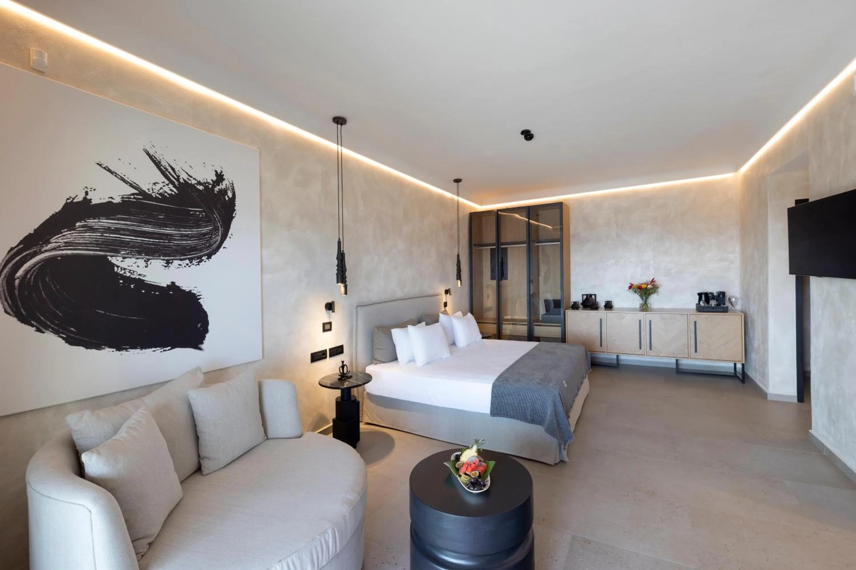 Bedroom, Bed in Tropicana Hotel , Suites & Villas Mykonos