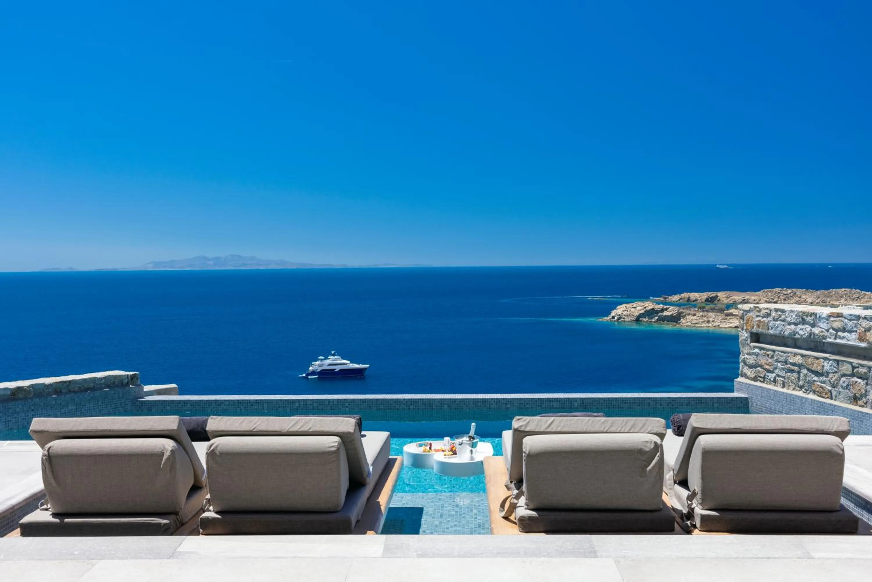 Balcony/Terrace in Tropicana Hotel , Suites & Villas Mykonos