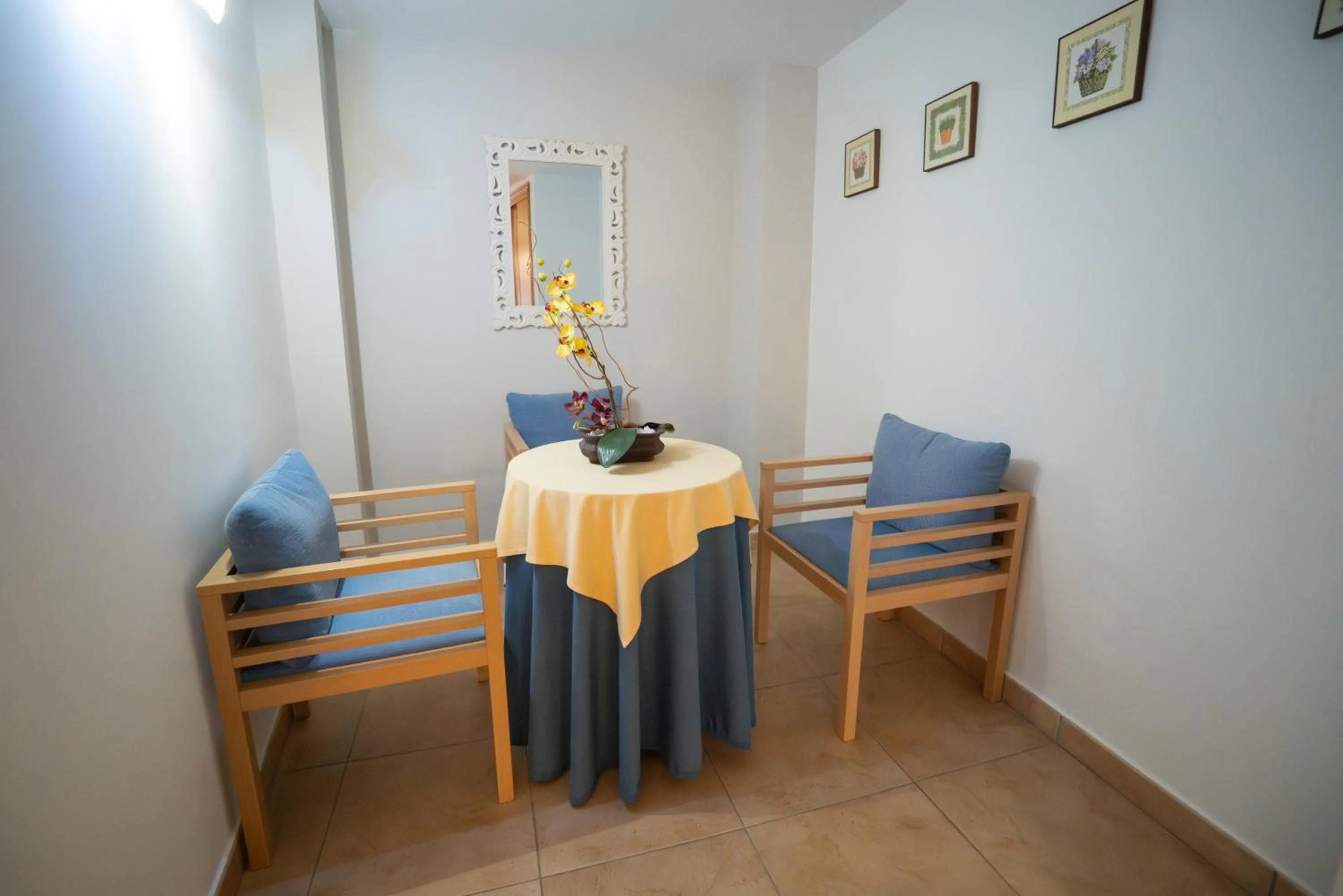 Living room in Hotel Rural L'Antic Portal