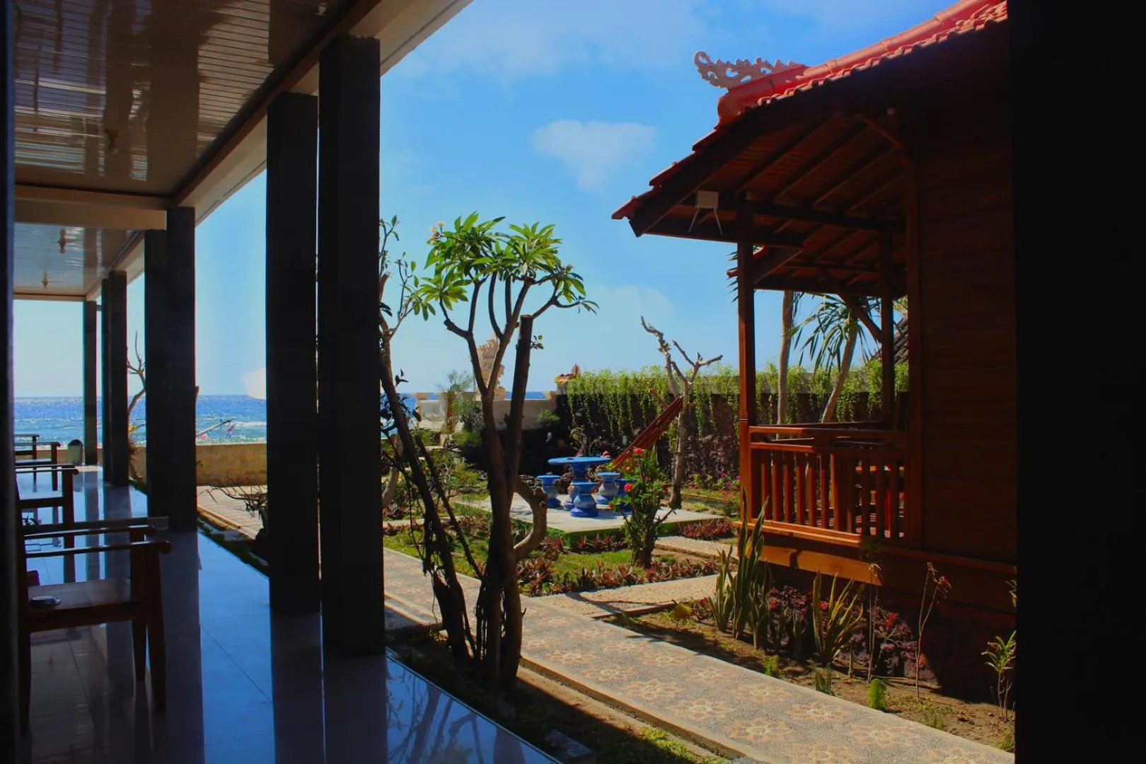 Day in Swan Beach Inn